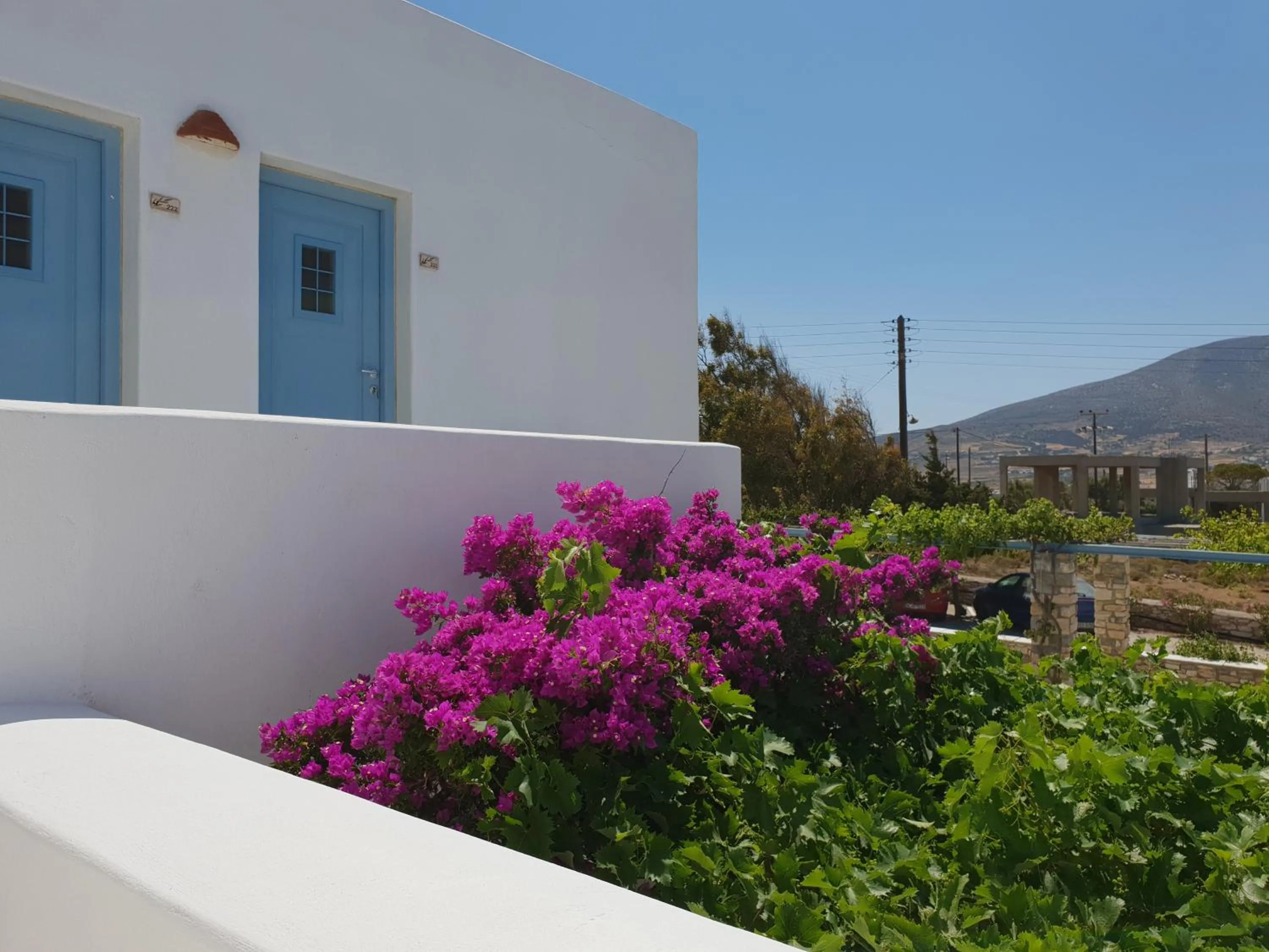 Captain's Rocks Hotel