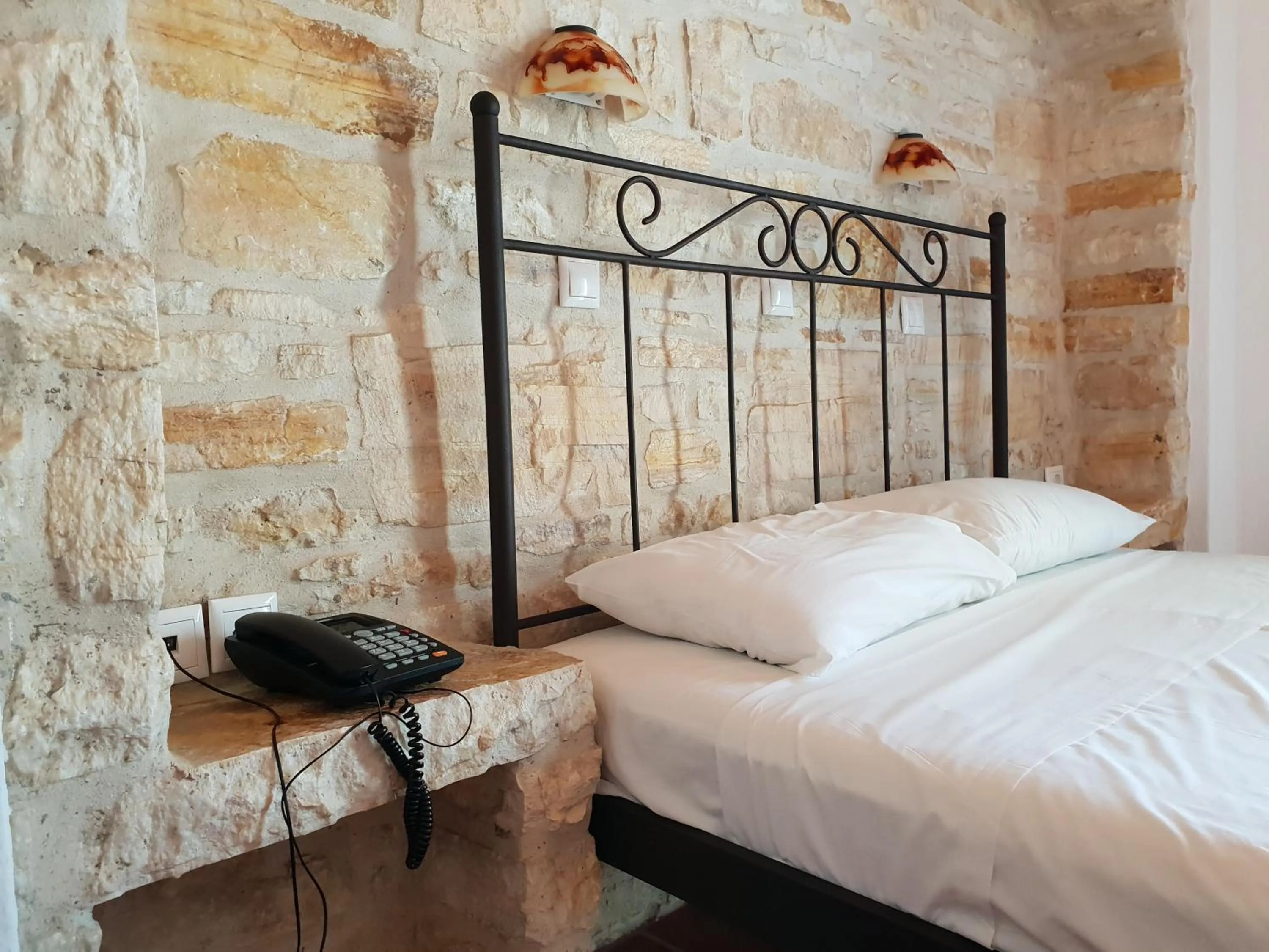 Captain's Rocks Hotel