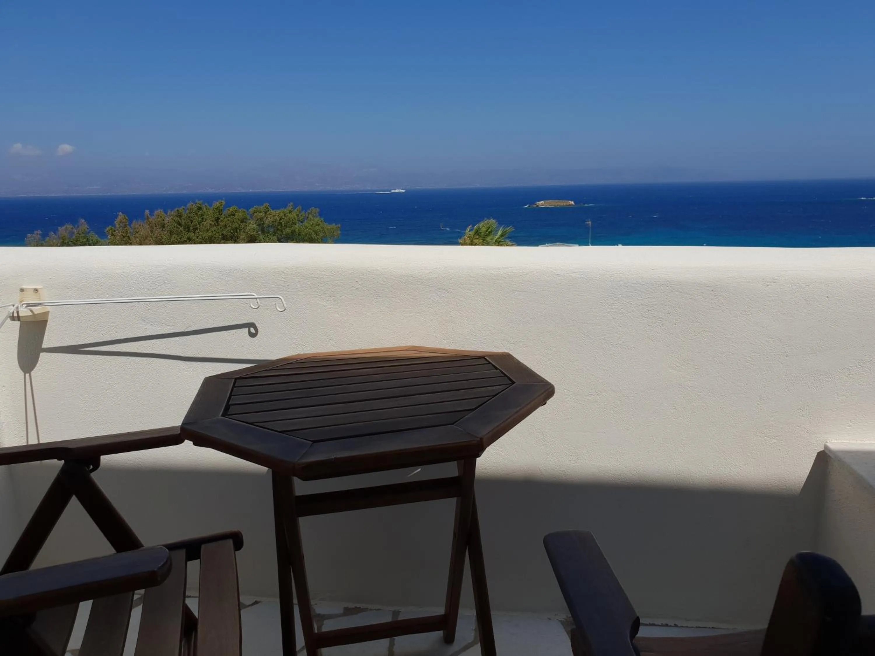 Captain's Rocks Hotel