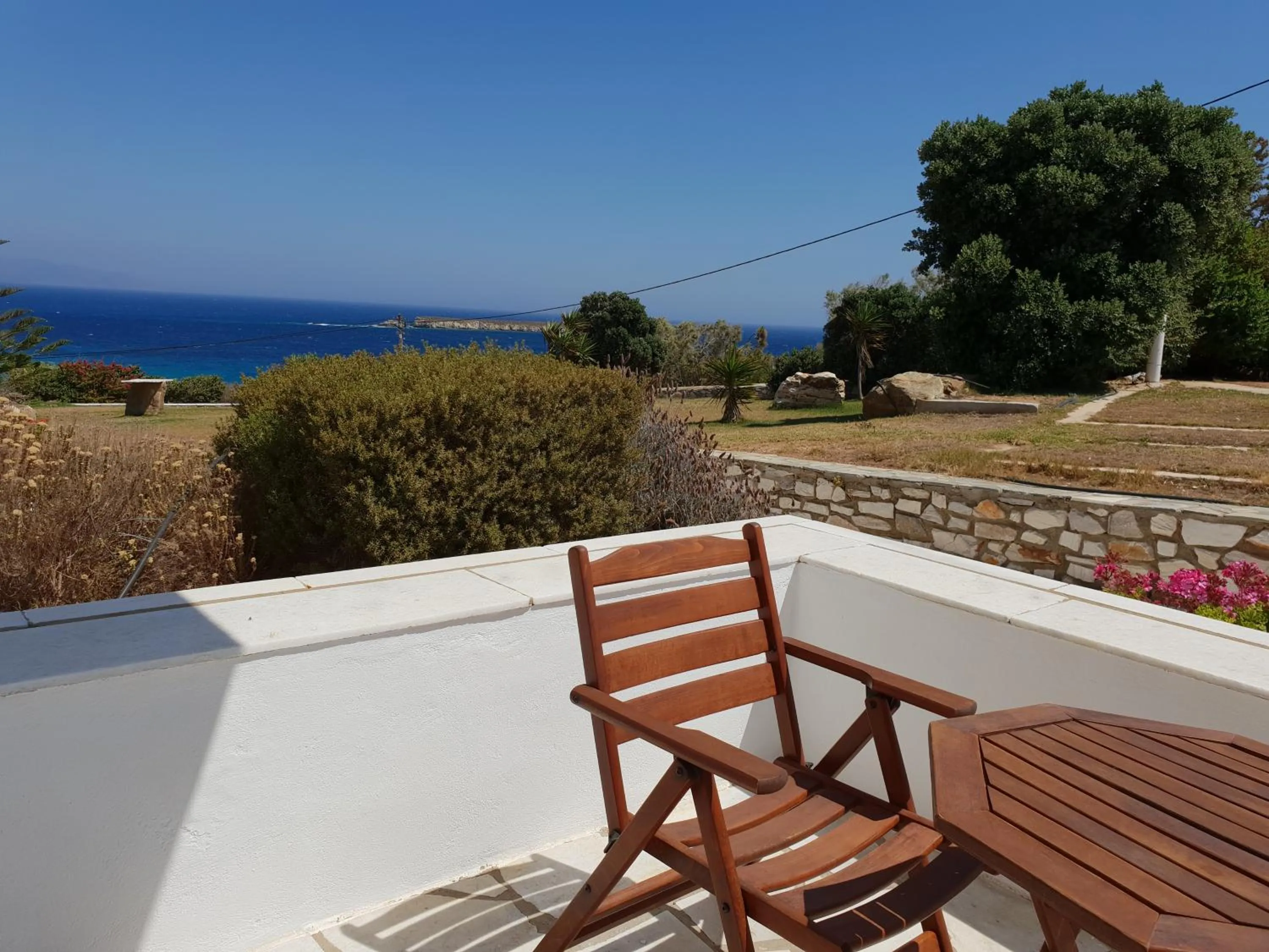 Captain's Rocks Hotel