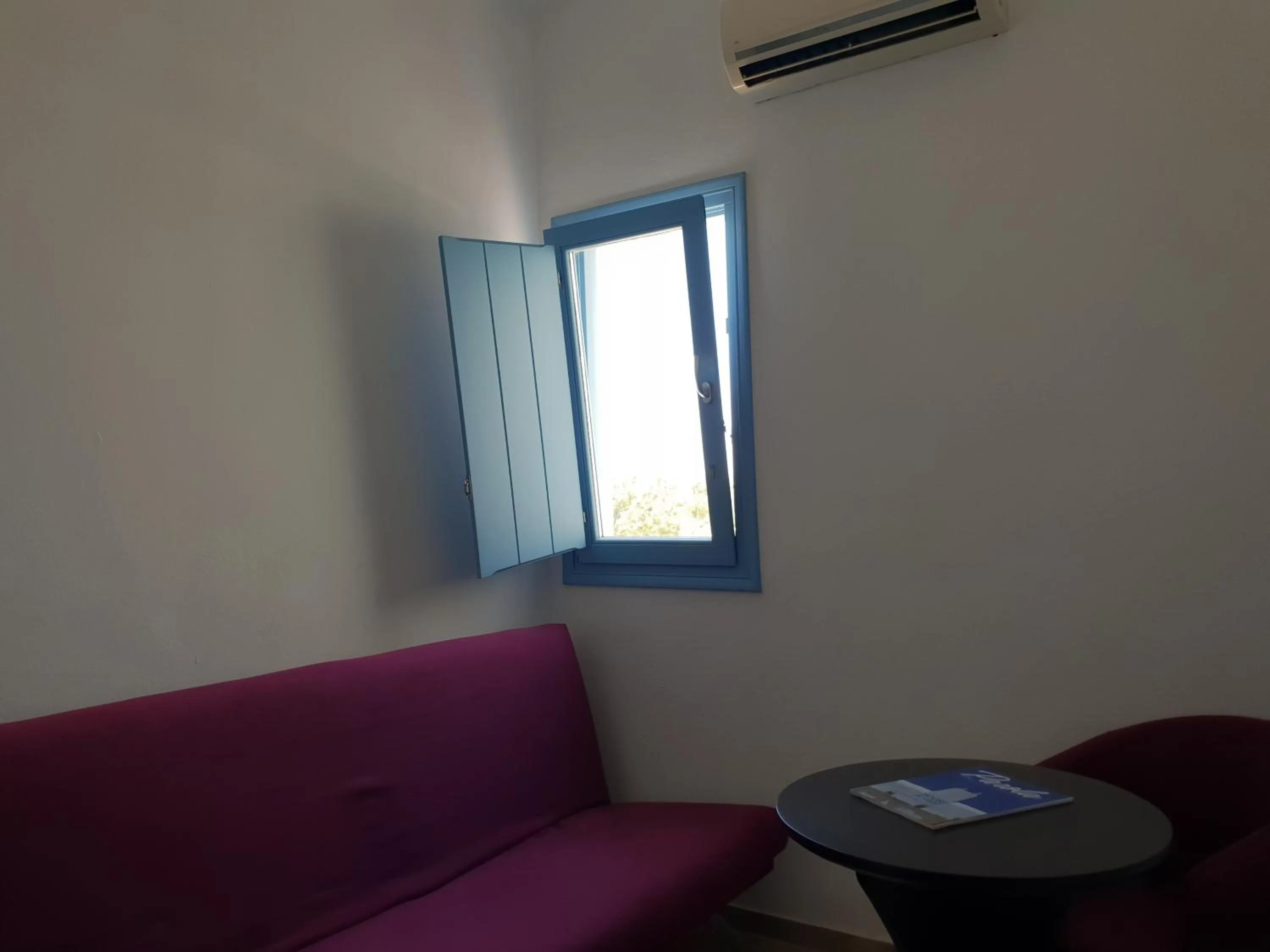 Captain's Rocks Hotel