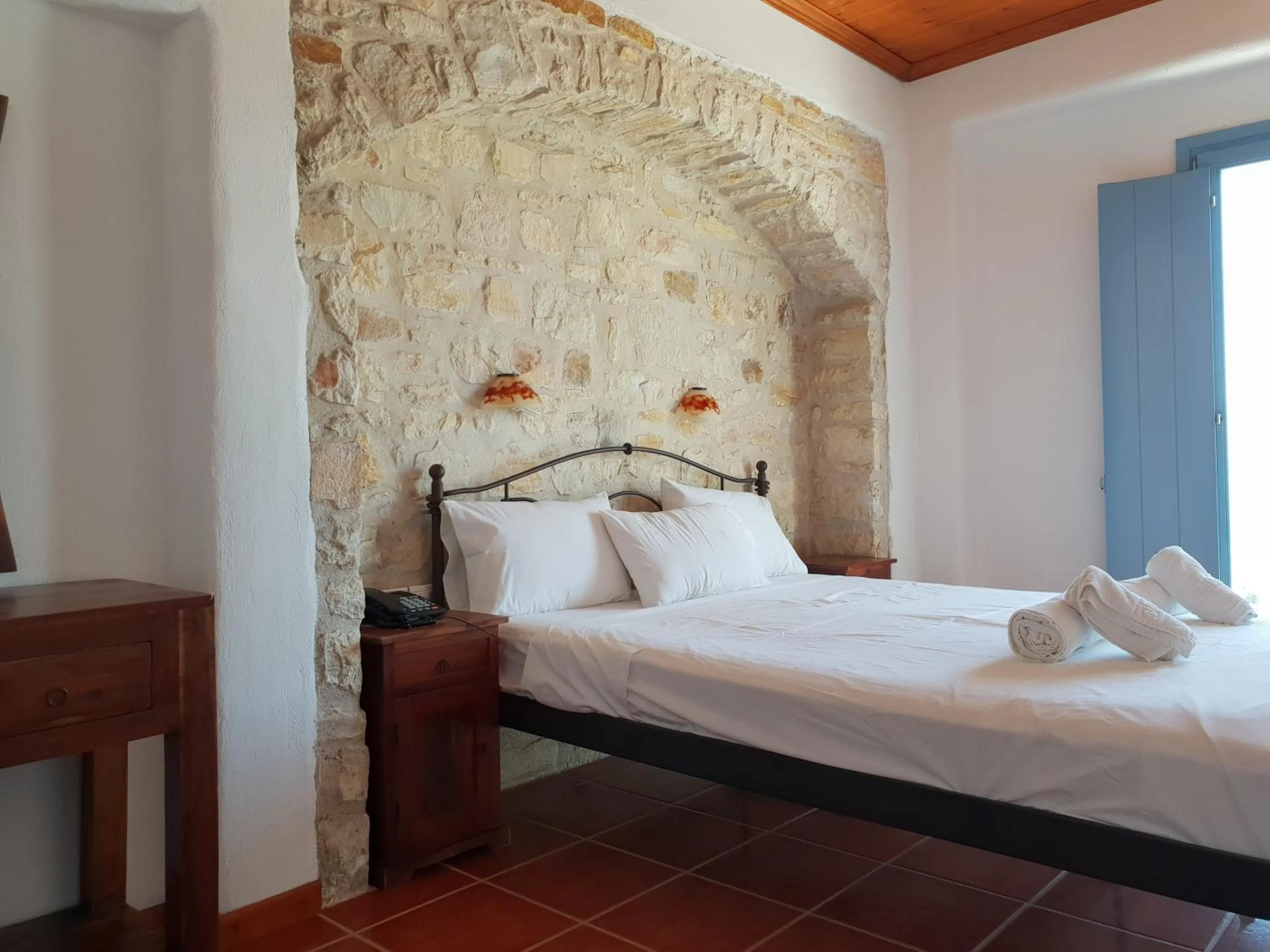 Captain's Rocks Hotel