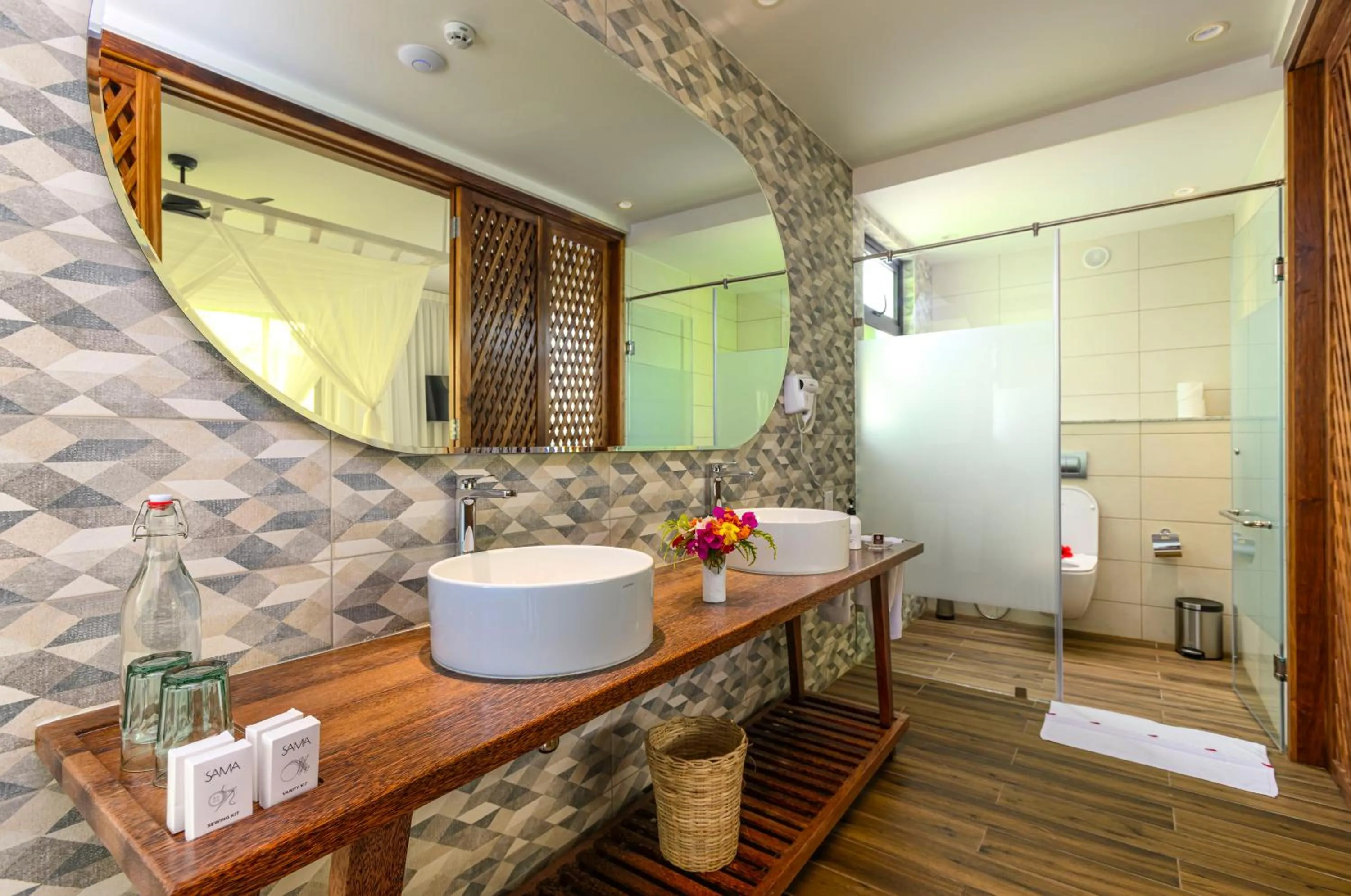 Bathroom in TOA Hotel & Spa Zanzibar