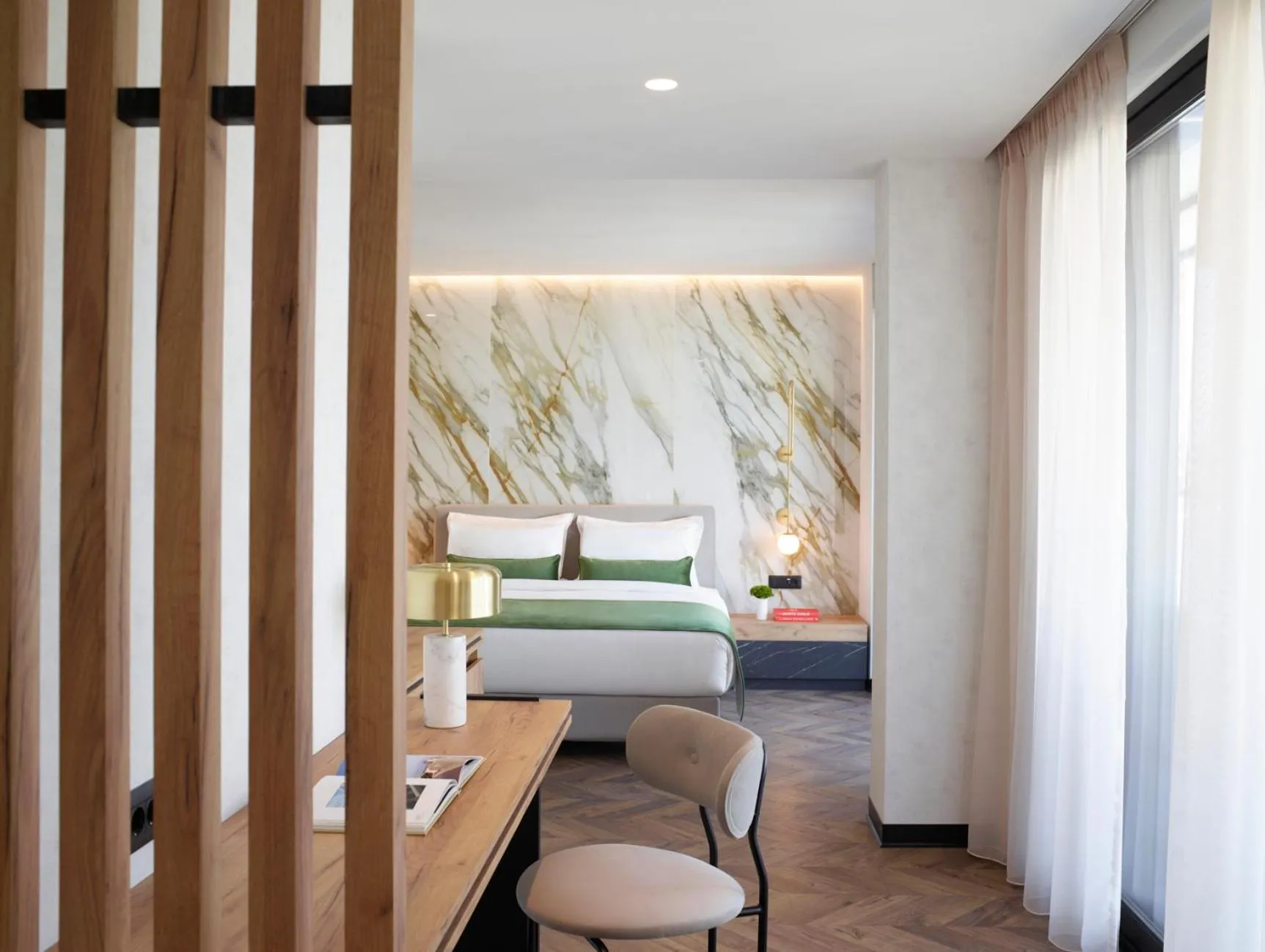 Bedroom, Bed in The Port Square Hotel