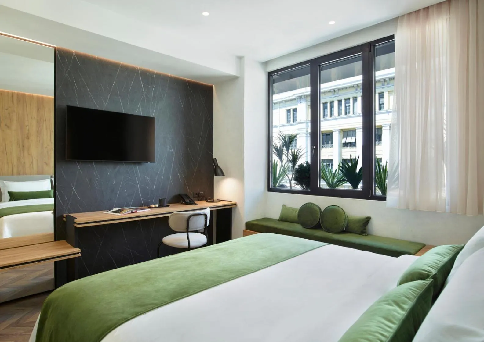 Bedroom, Bed in The Port Square Hotel