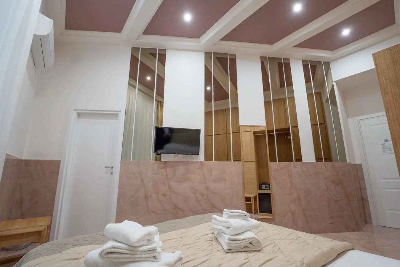 Bed in P.C. Boutique Medina H. Napoli Centro, by Clapa Group