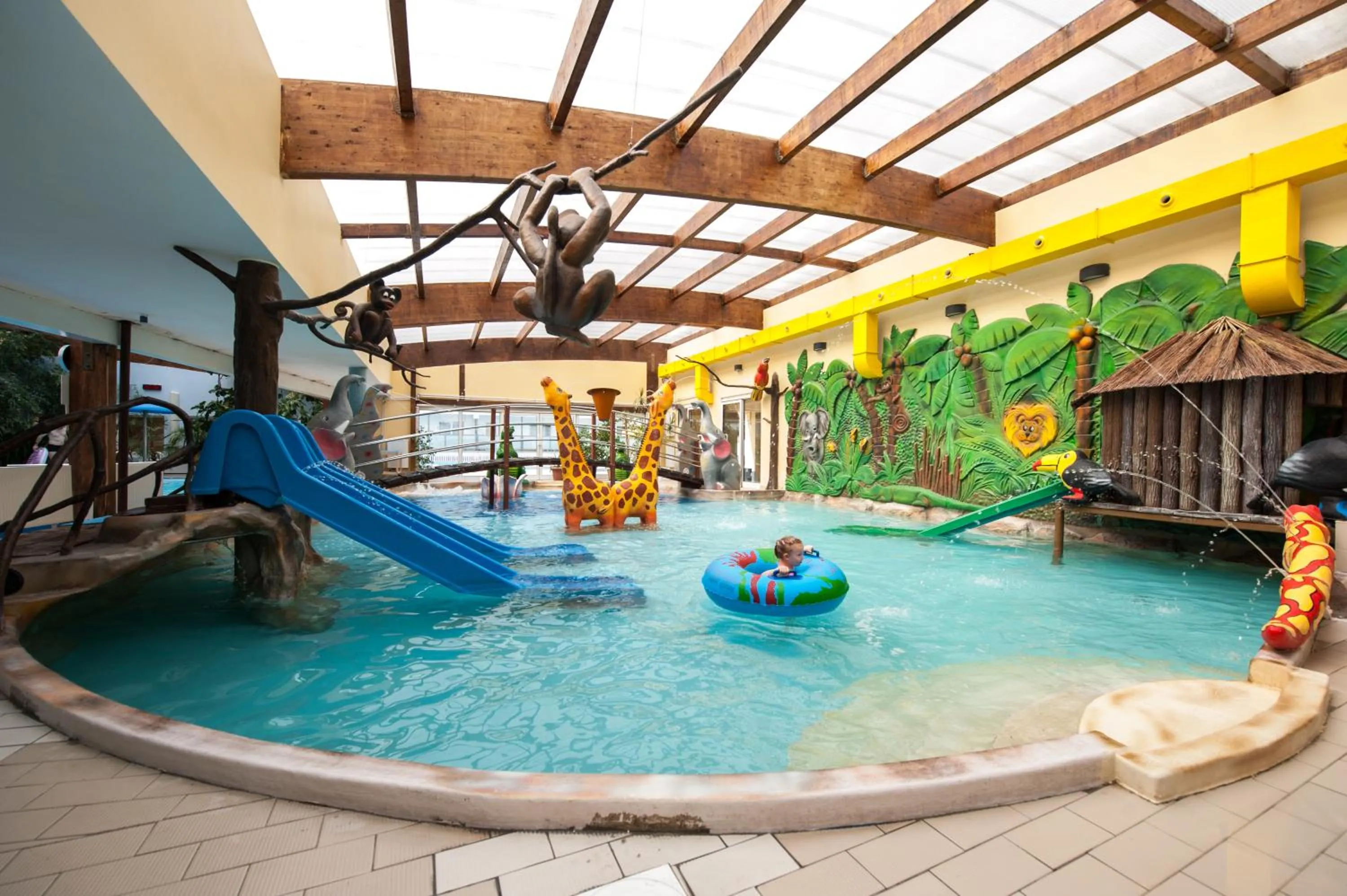 Aqua park in Sandra Spa Pogorzelica & Aquapark