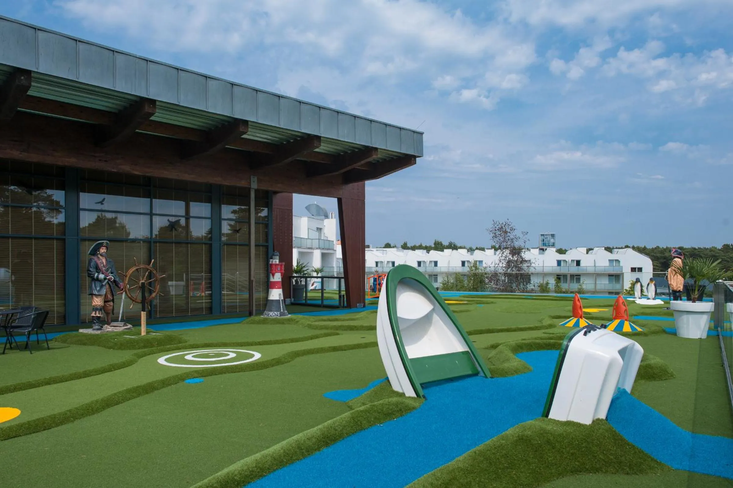 Minigolf in Sandra Spa Pogorzelica & Aquapark