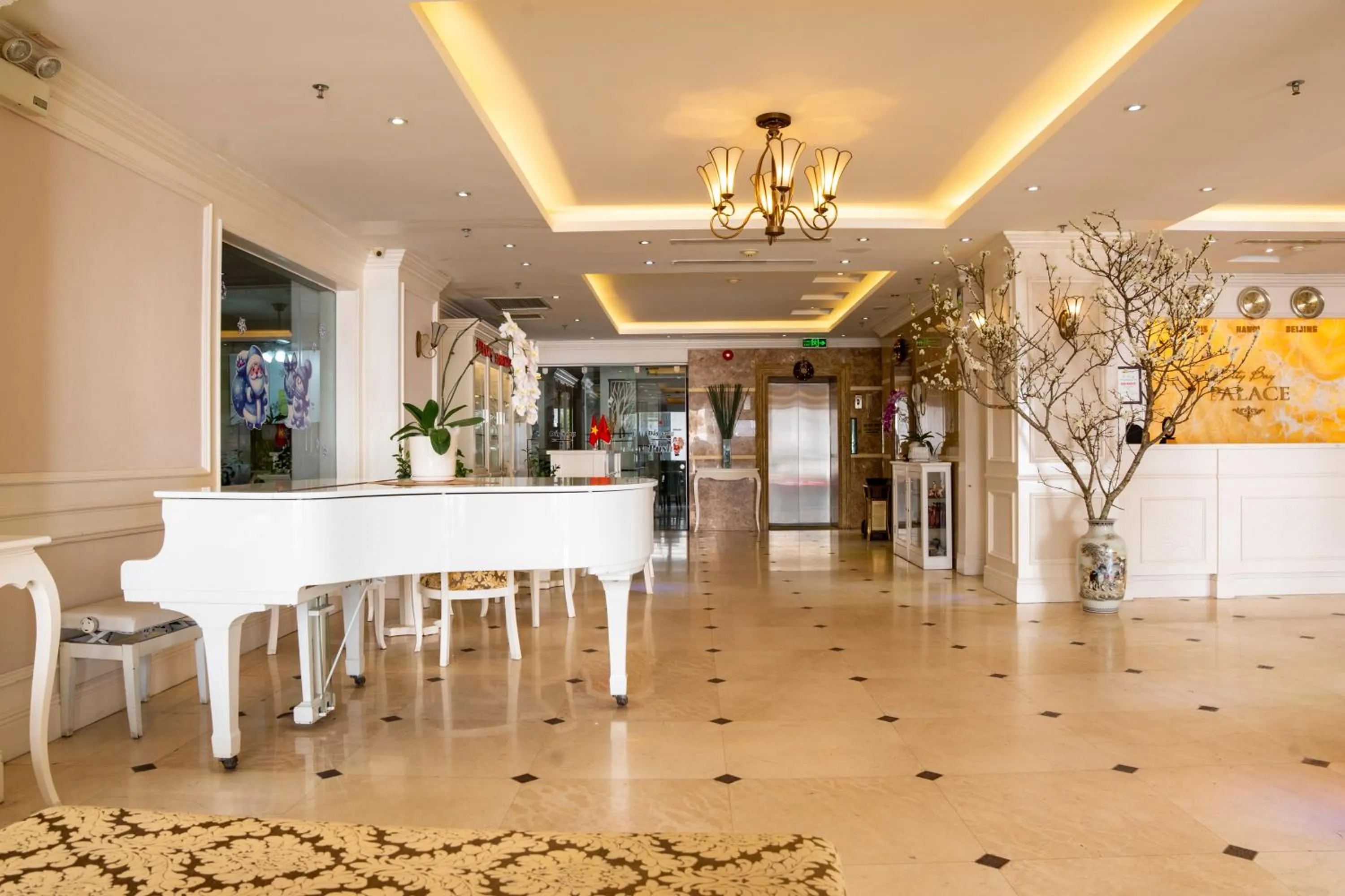 Lobby or reception in CityBay Palace Hạ Long Hotel