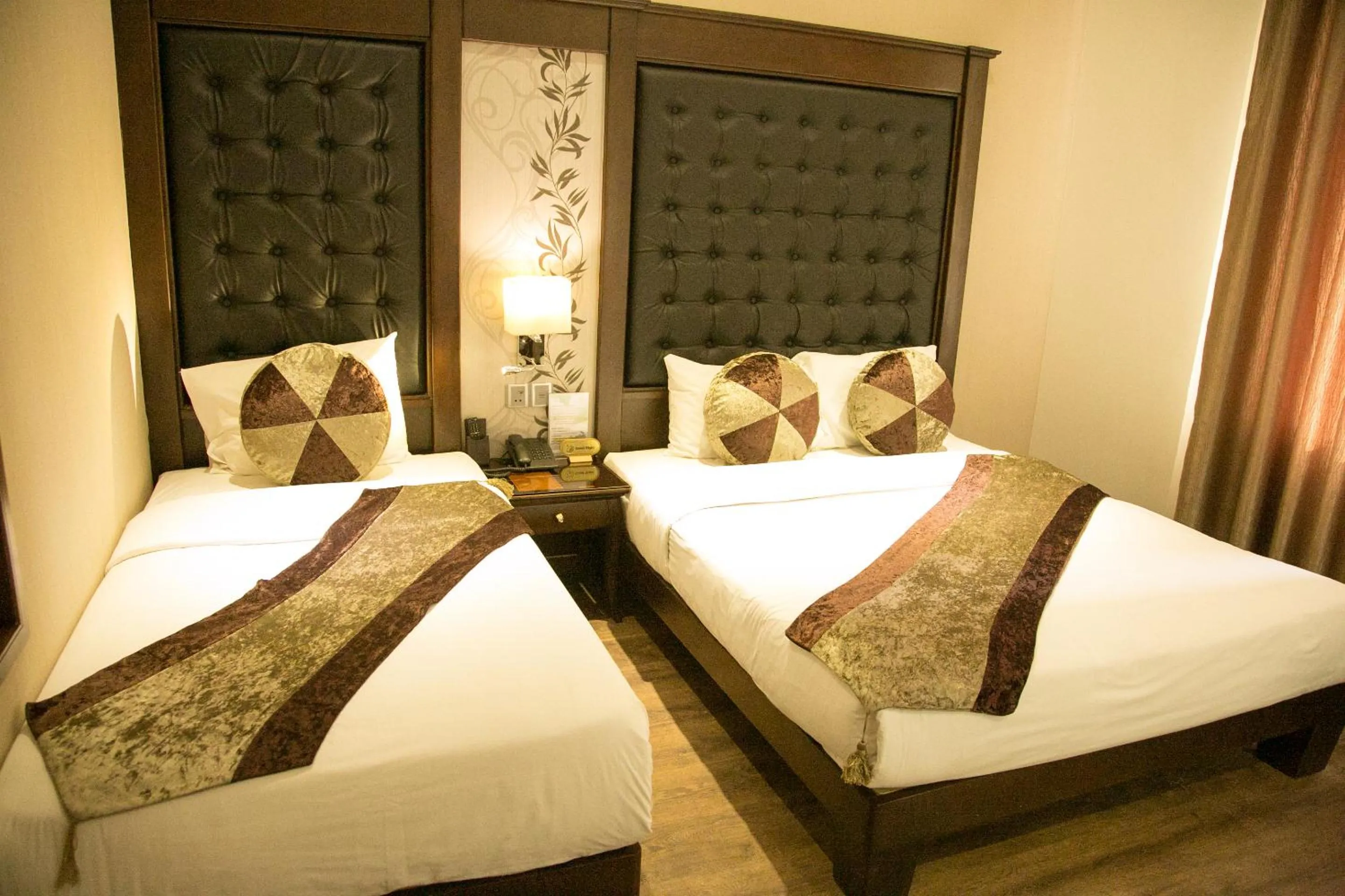 Bed in CityBay Palace Hạ Long Hotel