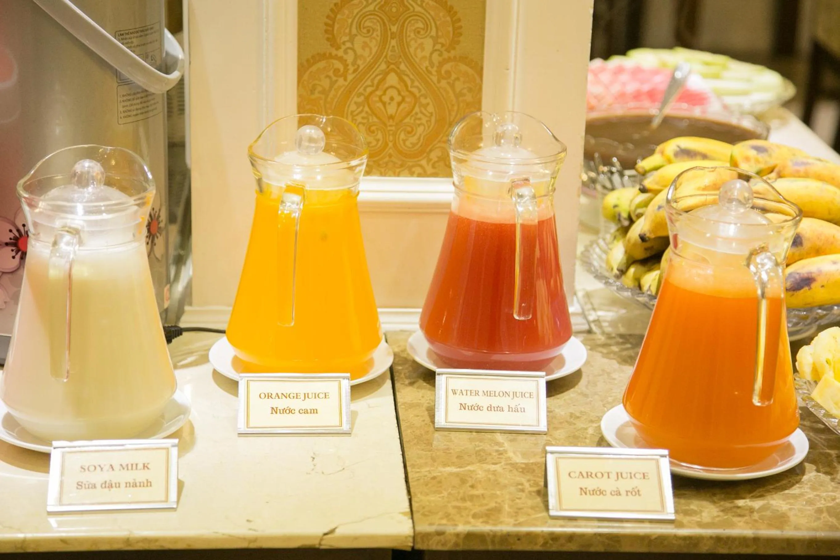 Restaurant/places to eat in CityBay Palace Hạ Long Hotel