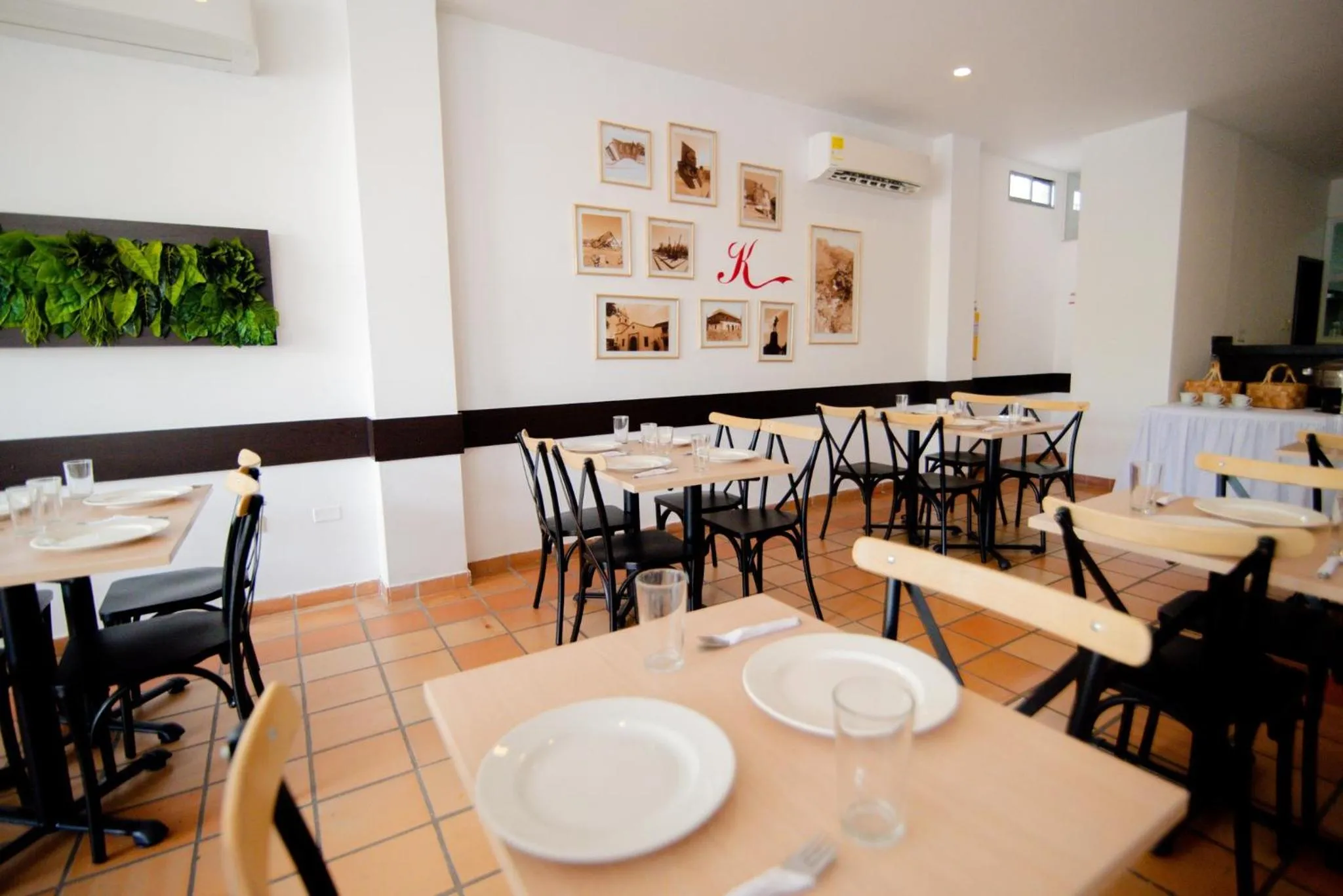 Restaurant/places to eat in Hotel Maranata Valledupar