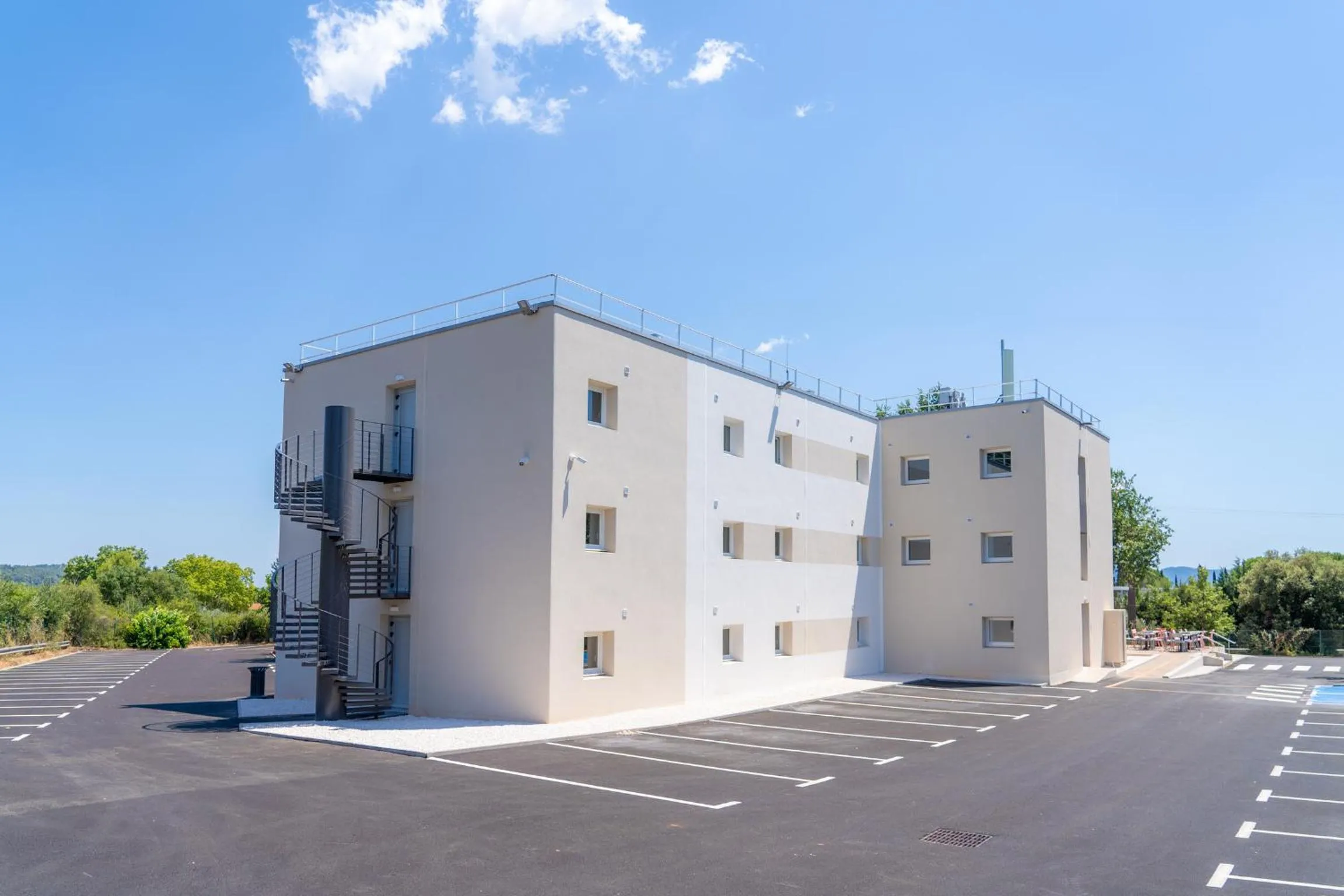 Property building in ibis budget Le Cannet des Maures