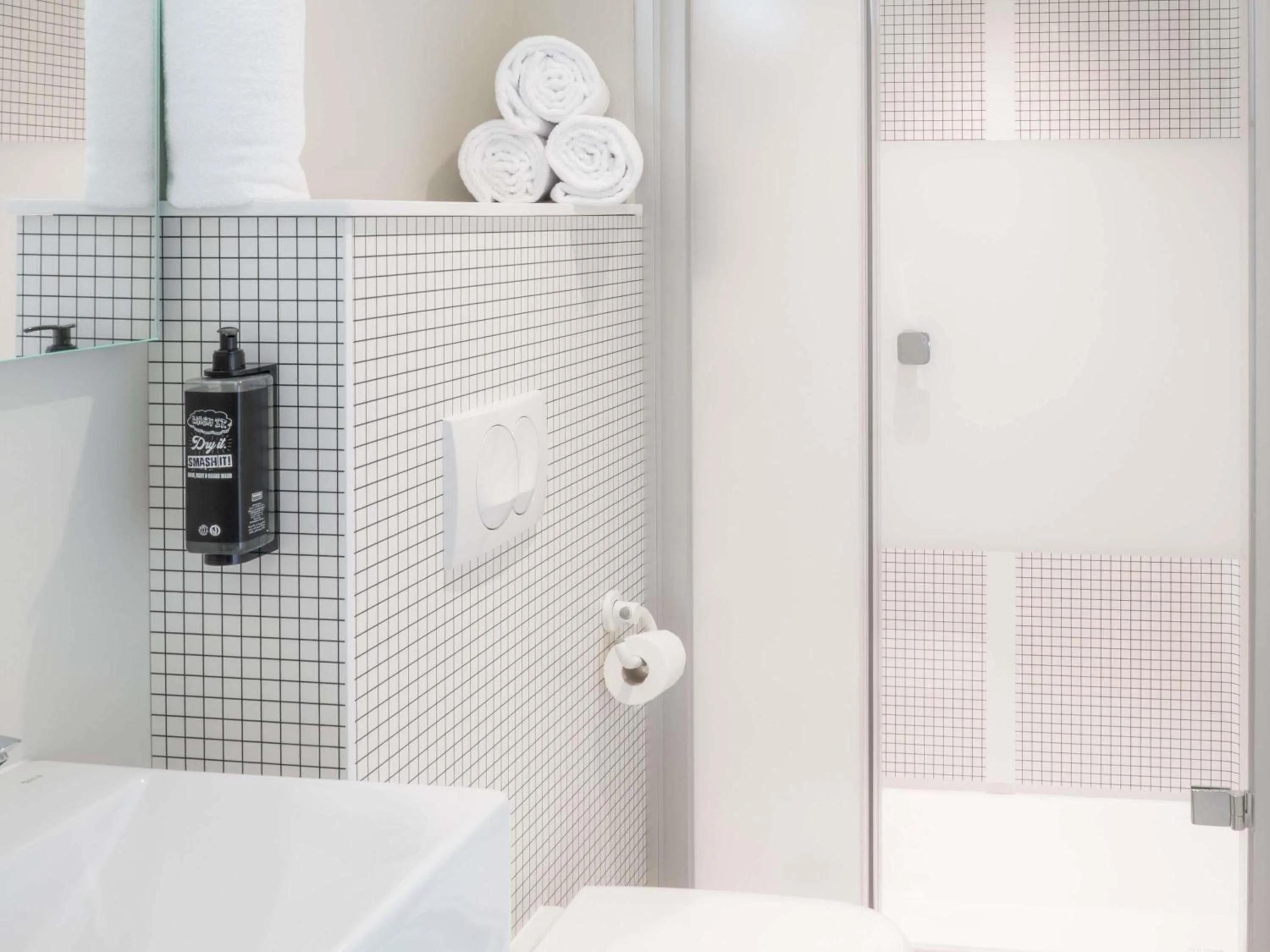 Bedroom in ibis budget Le Cannet des Maures