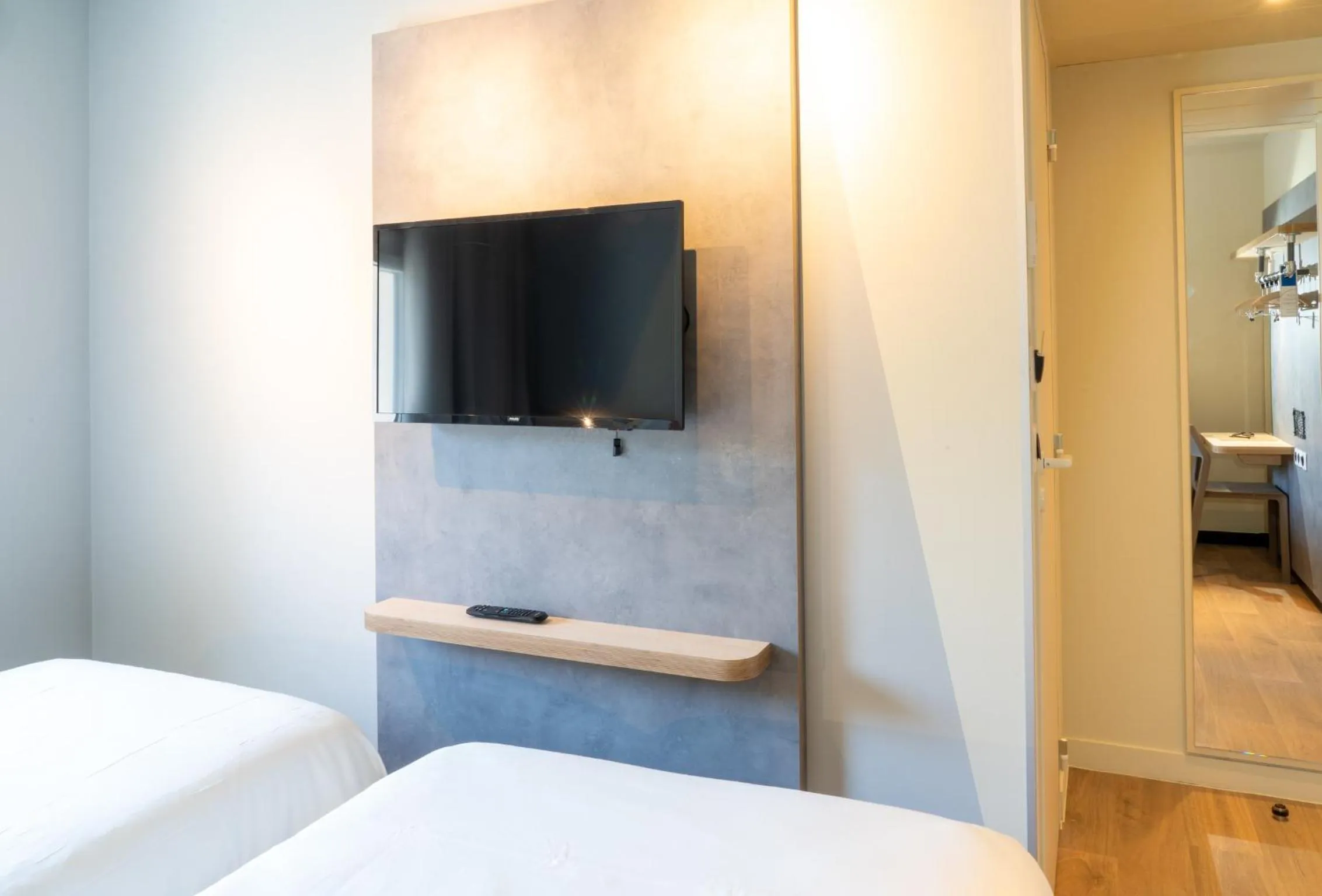 Bed in ibis budget Le Cannet des Maures