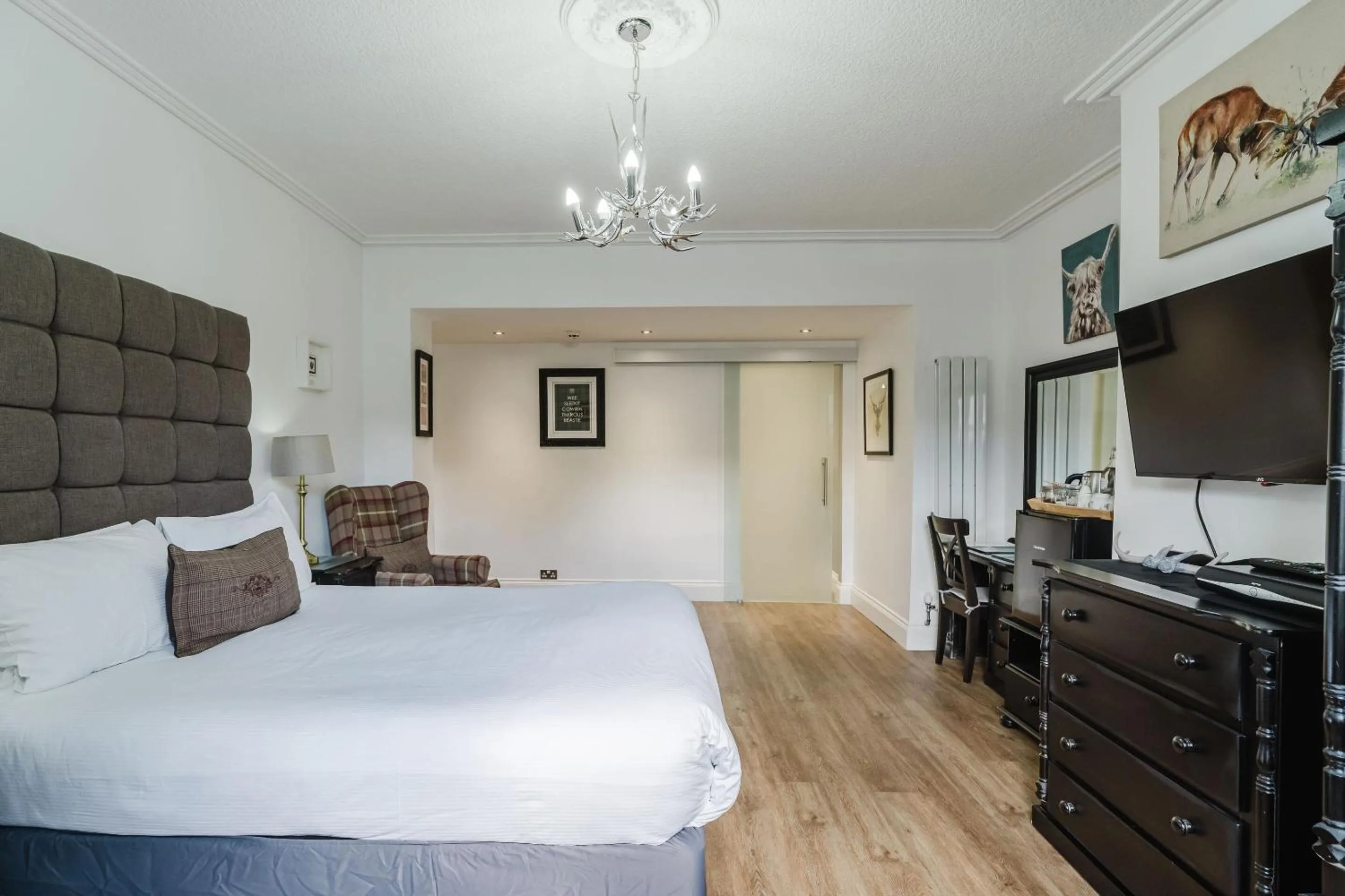 Bedroom, Bed in The Roxburgh Guest Accommodation