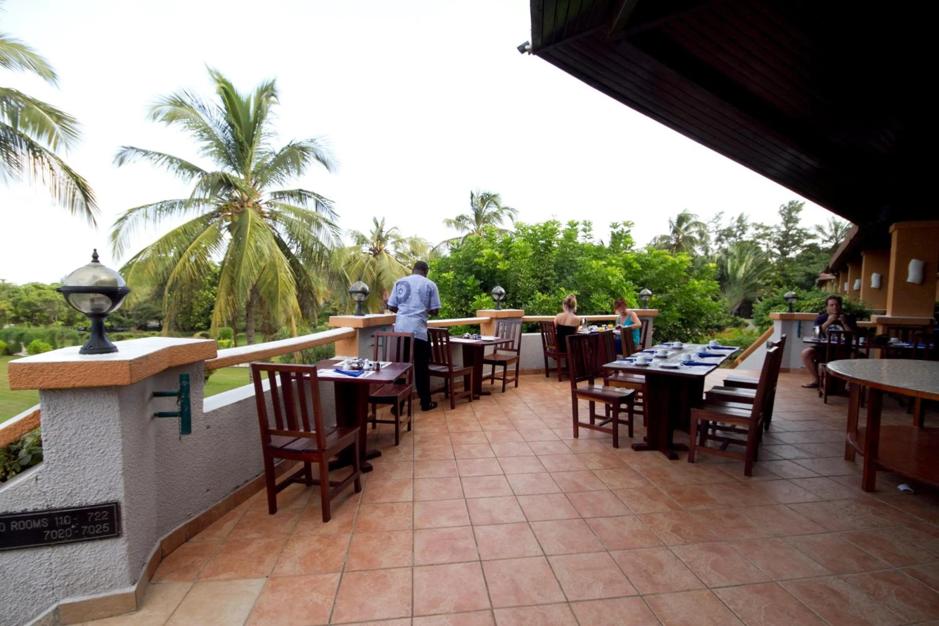 Restaurant/places to eat in The Kairaba Beach Hotel