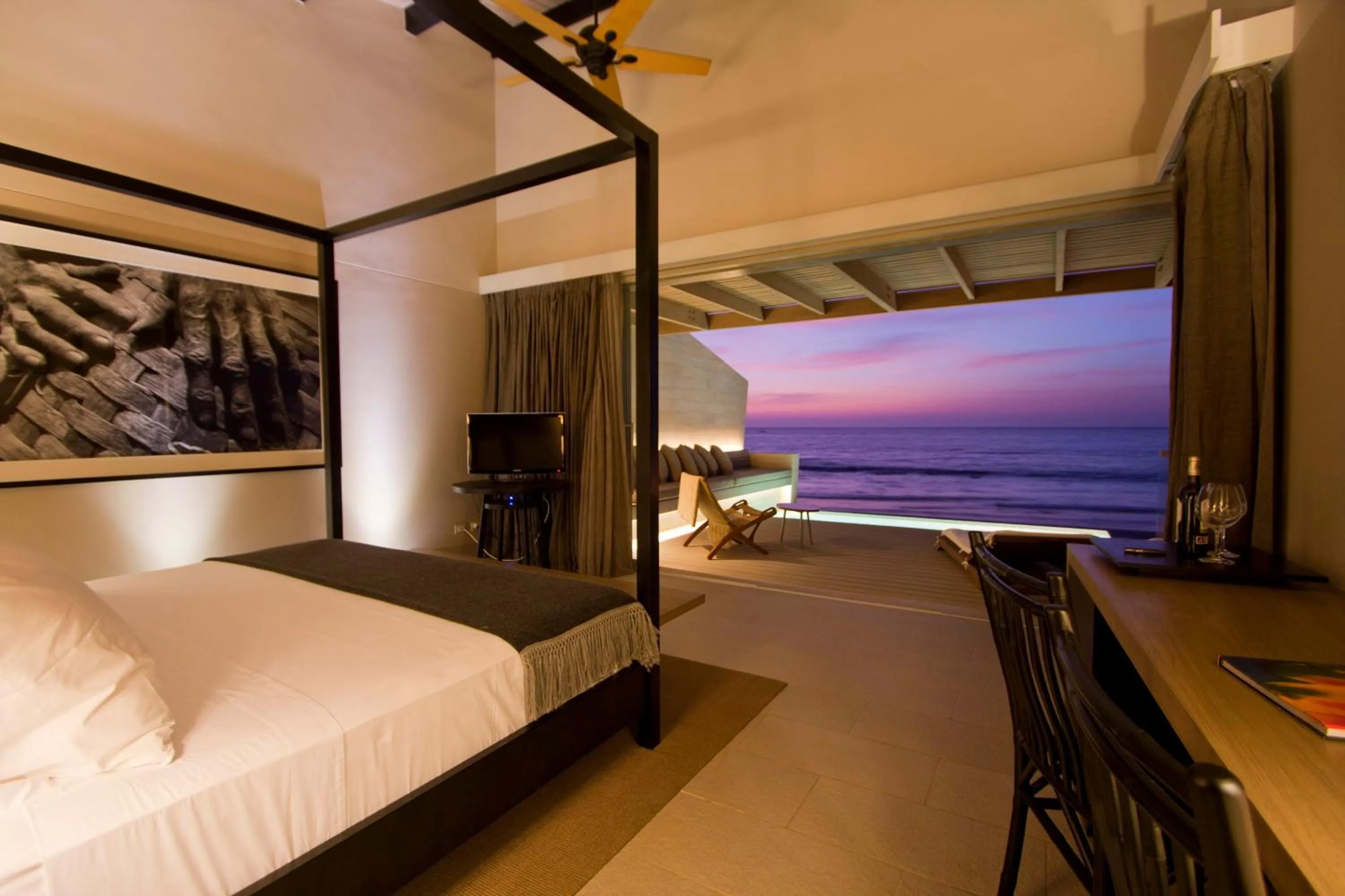 View (from property/room), Bed in Arennas Mancora