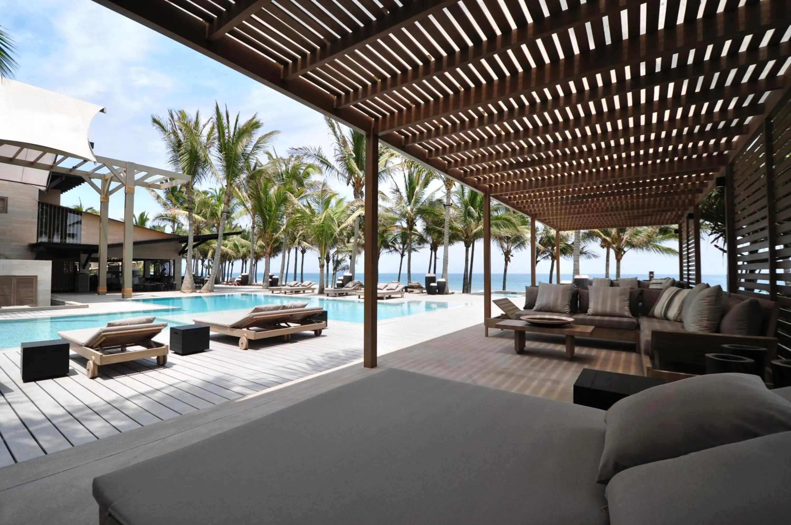 Swimming pool in Arennas Mancora