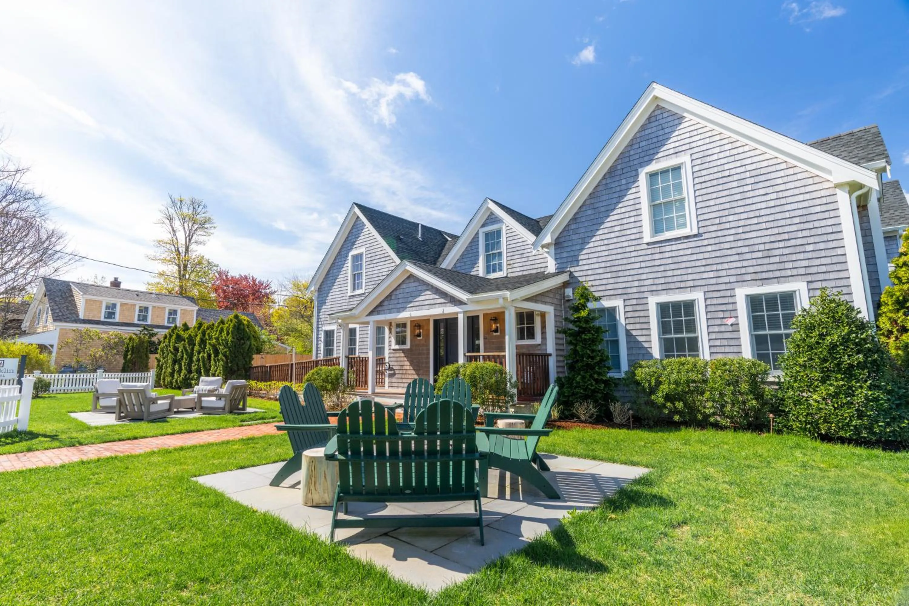 Property building in The Franklin Hotel Martha's Vineyard