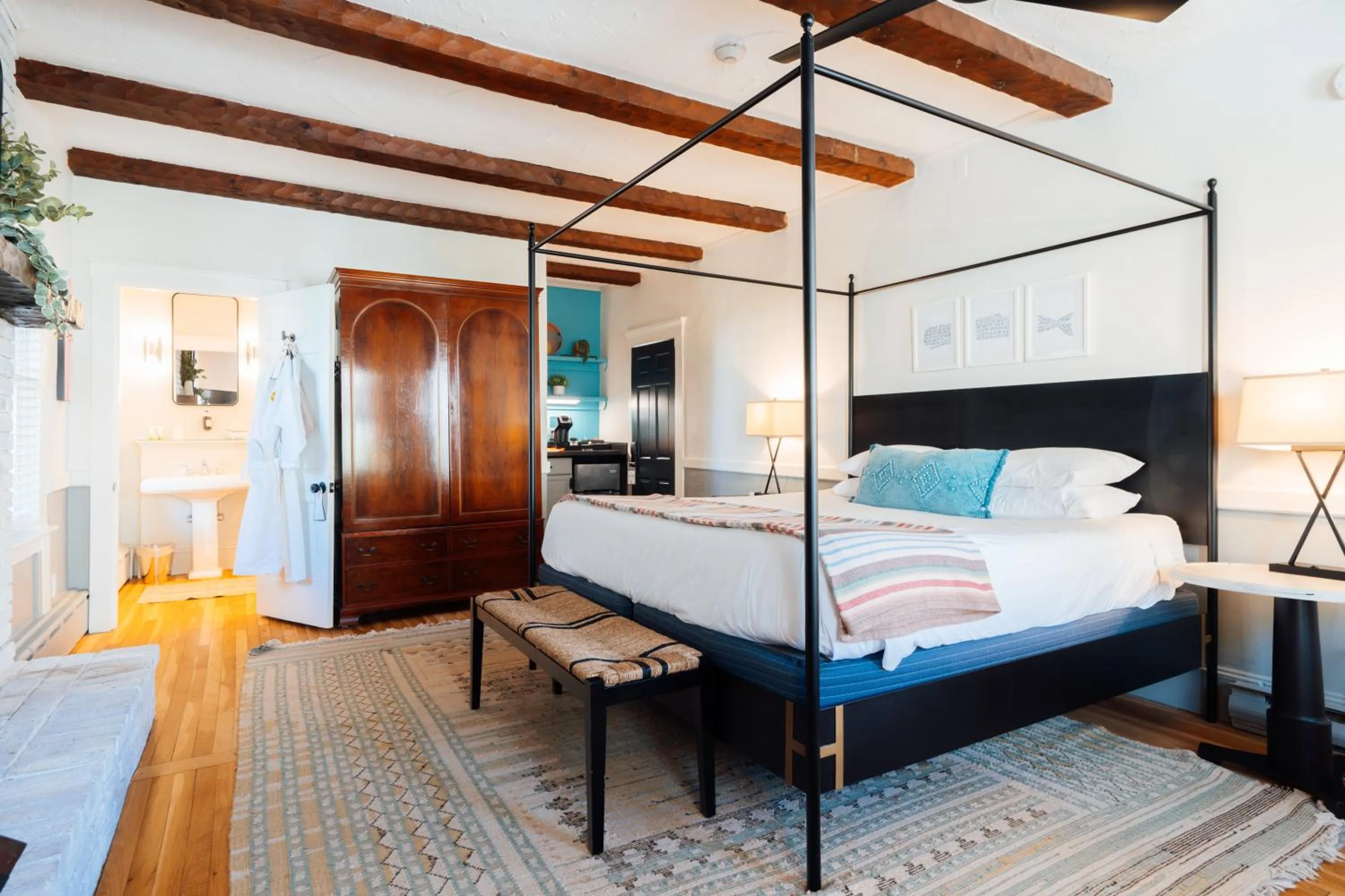 Bedroom, Bed in Beaconlight Guest House