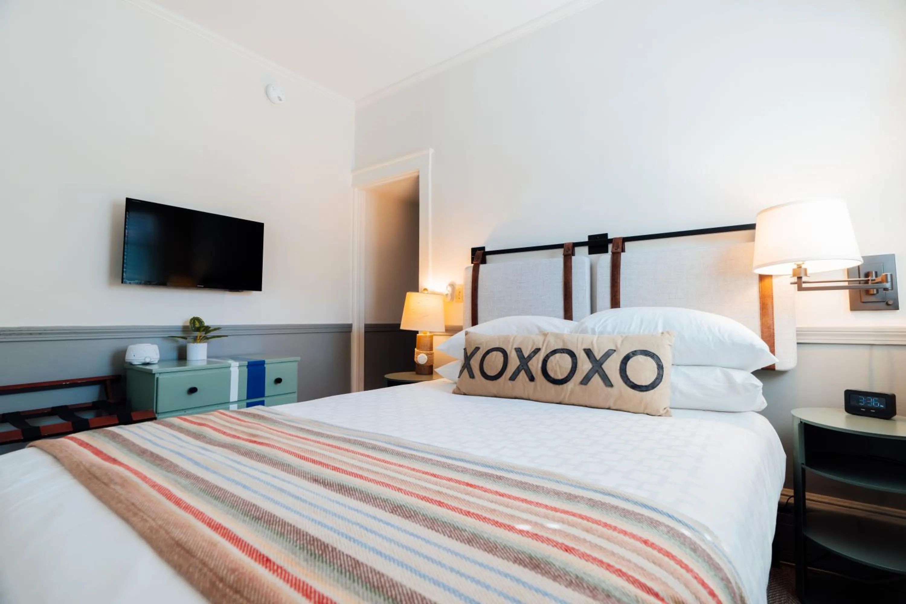 Bedroom, Bed in Beaconlight Guest House