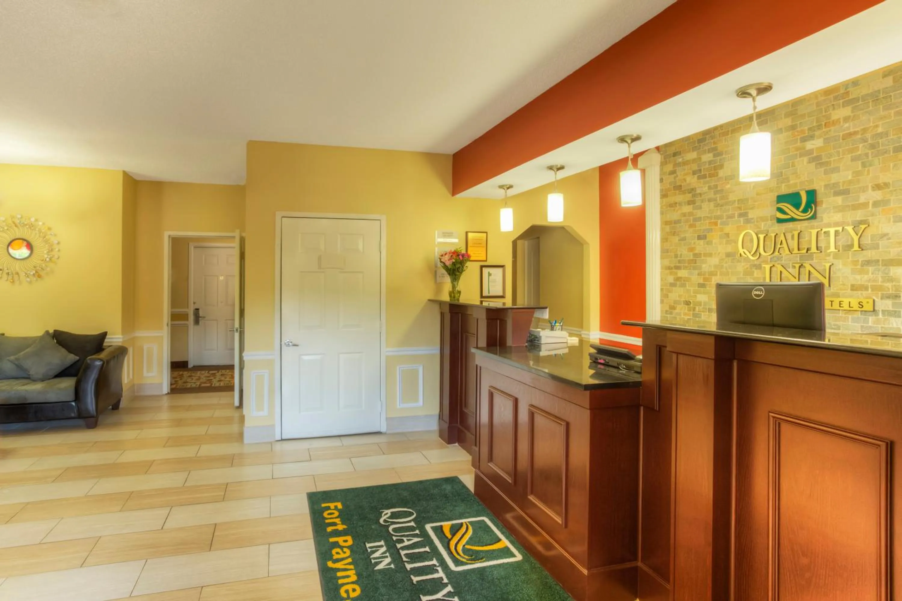 Property logo or sign in Quality Inn Fort Payne