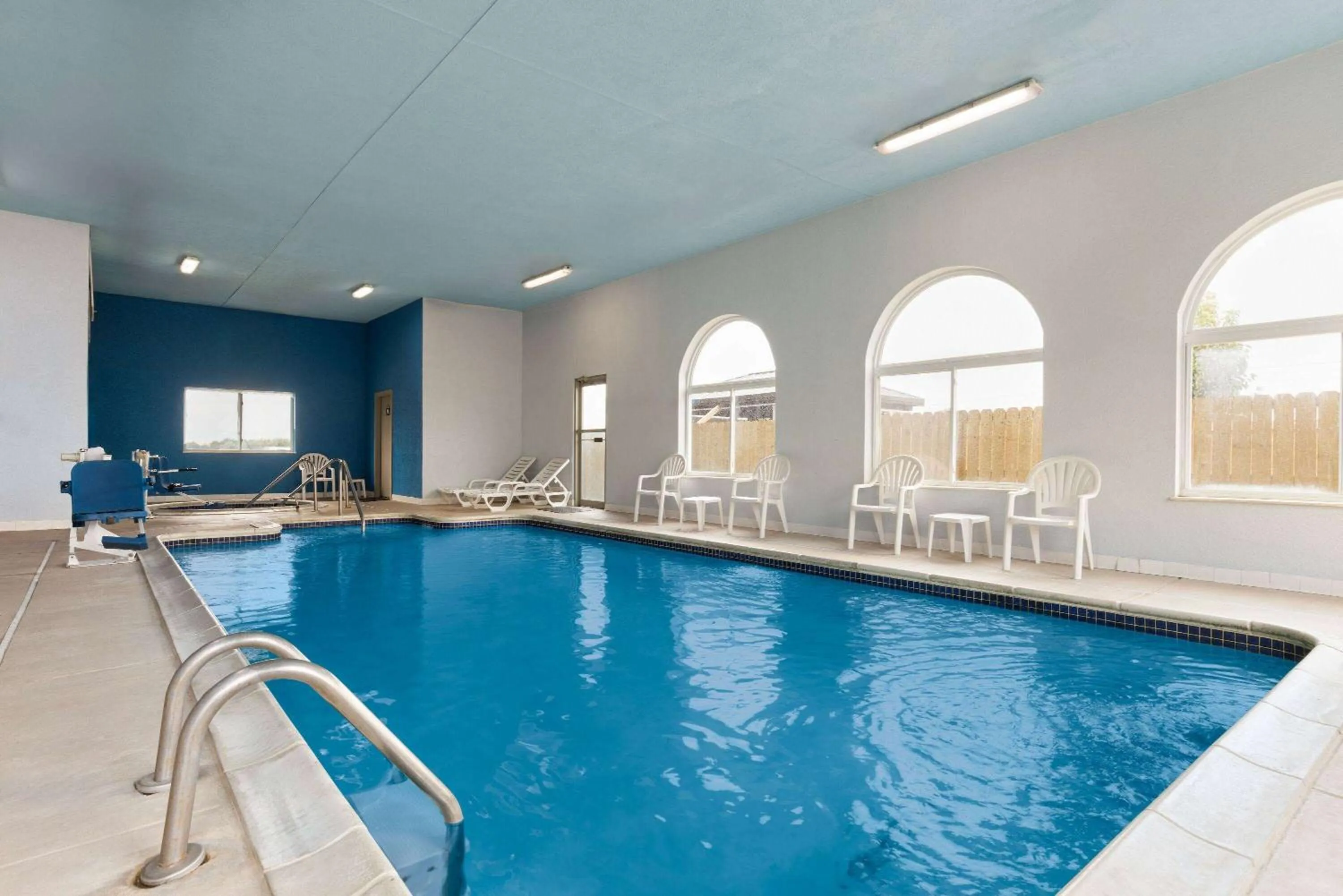 Swimming pool in Days Inn by Wyndham Miami
