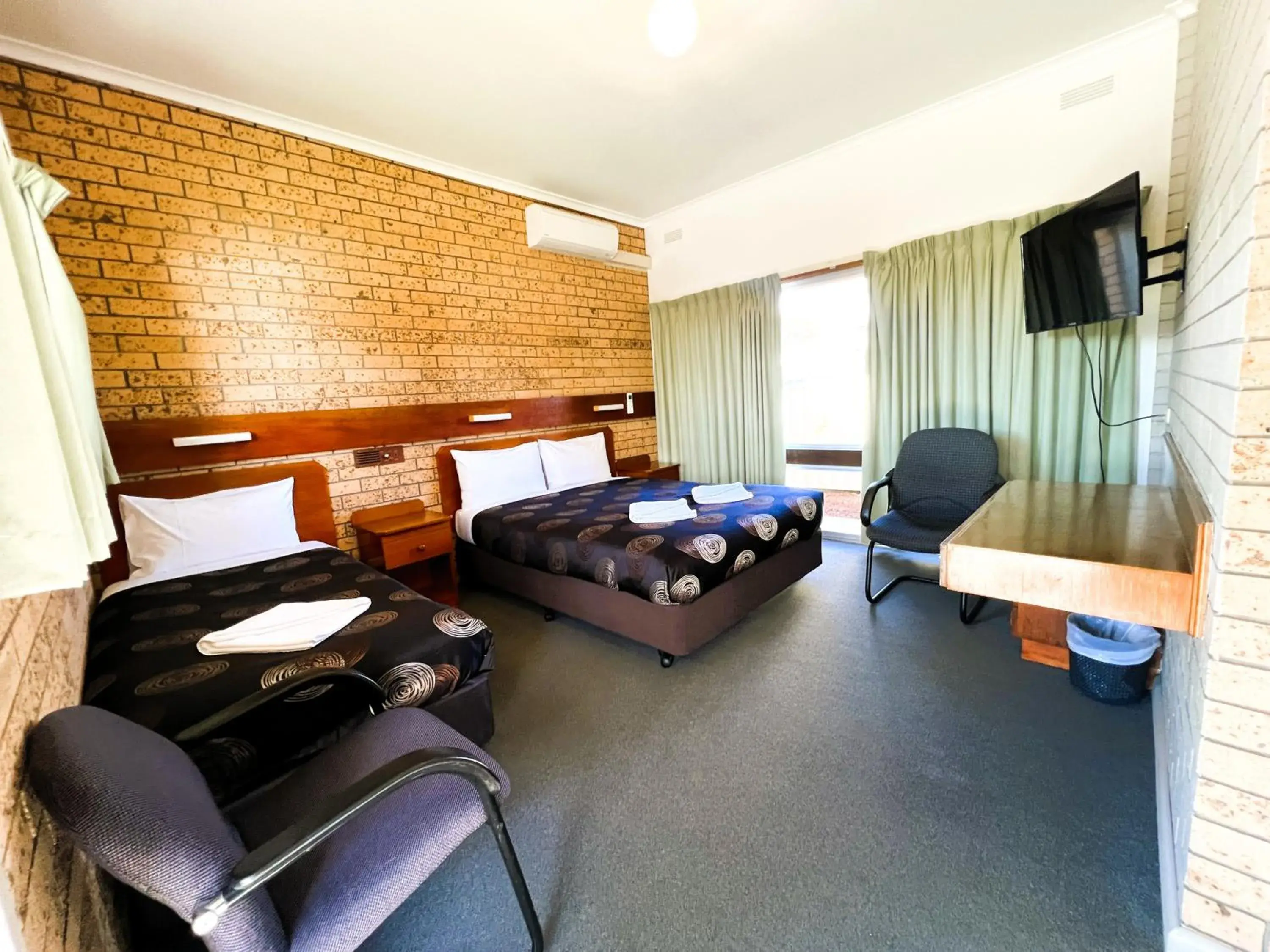 Twin Room in Colac Mid City Motor Inn Twin Room in Colac Mid City Motor Inn