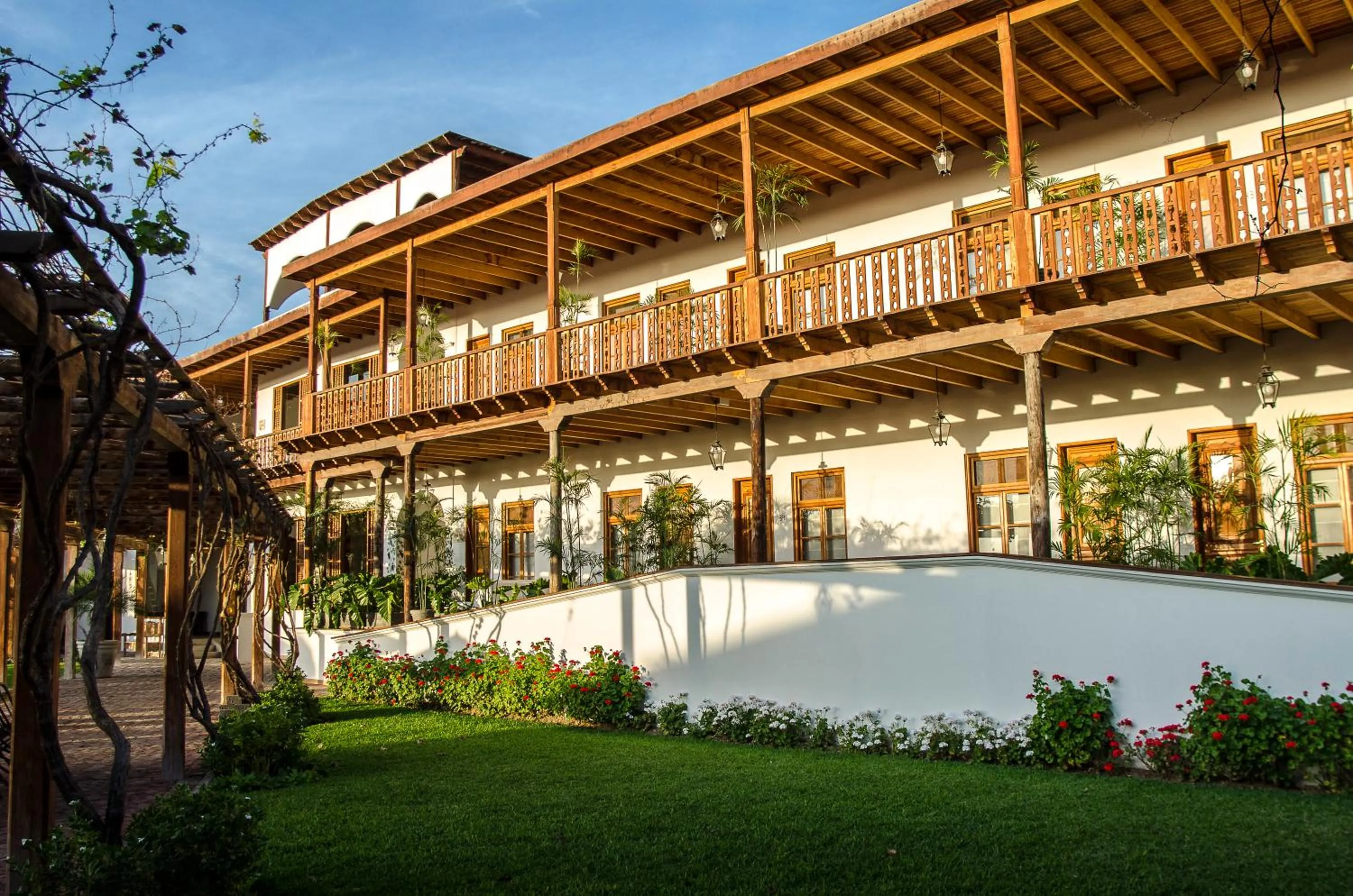 Property building in Hotel Viñas Queirolo
