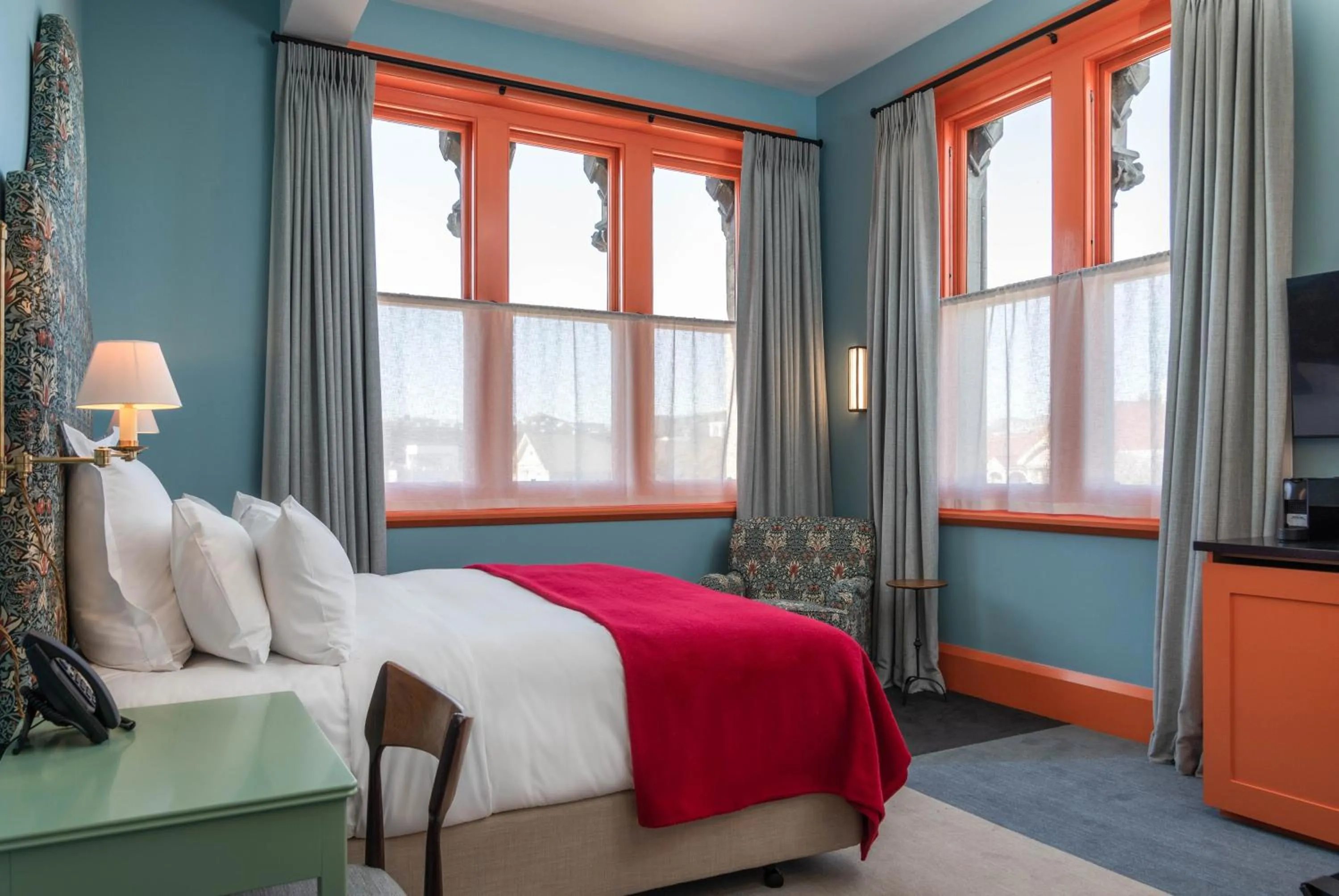 Bedroom, Bed in The Observatory Hotel Christchurch