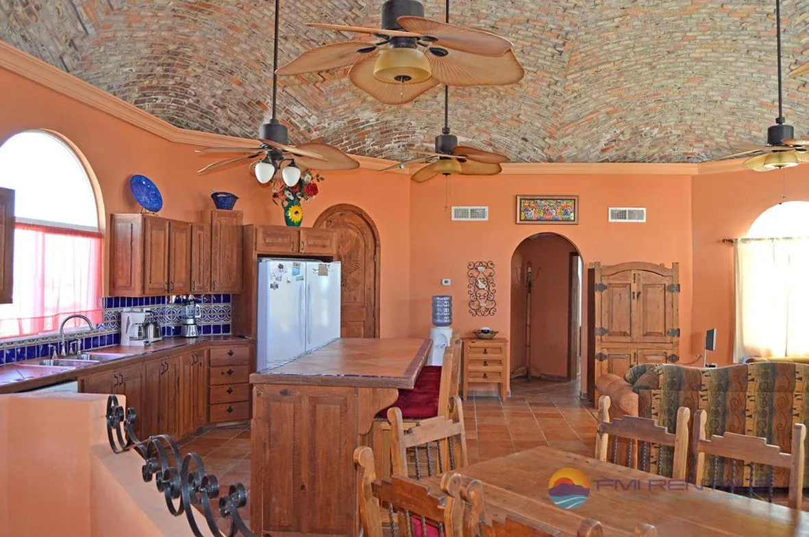 Casa Mariposa Azul by FMI Rentals