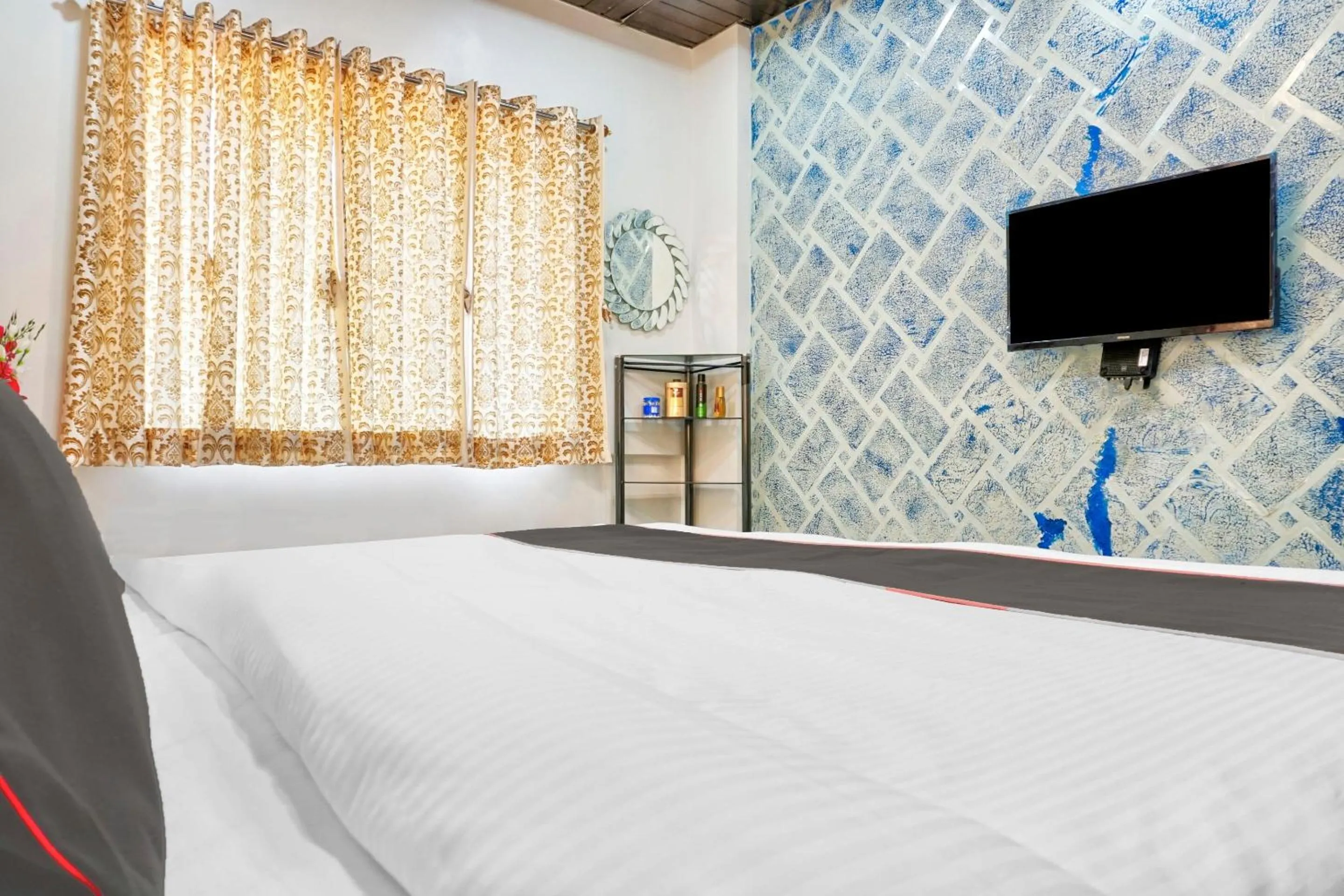 Bedroom in Hotel O Vardhan Executive