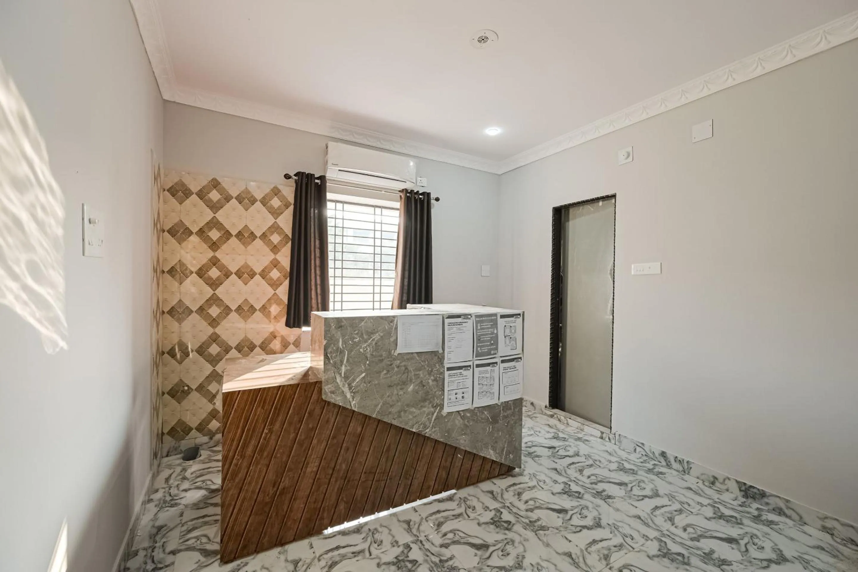 Lobby or reception, Bed in HOTEL SIGNATURE PREMIUM