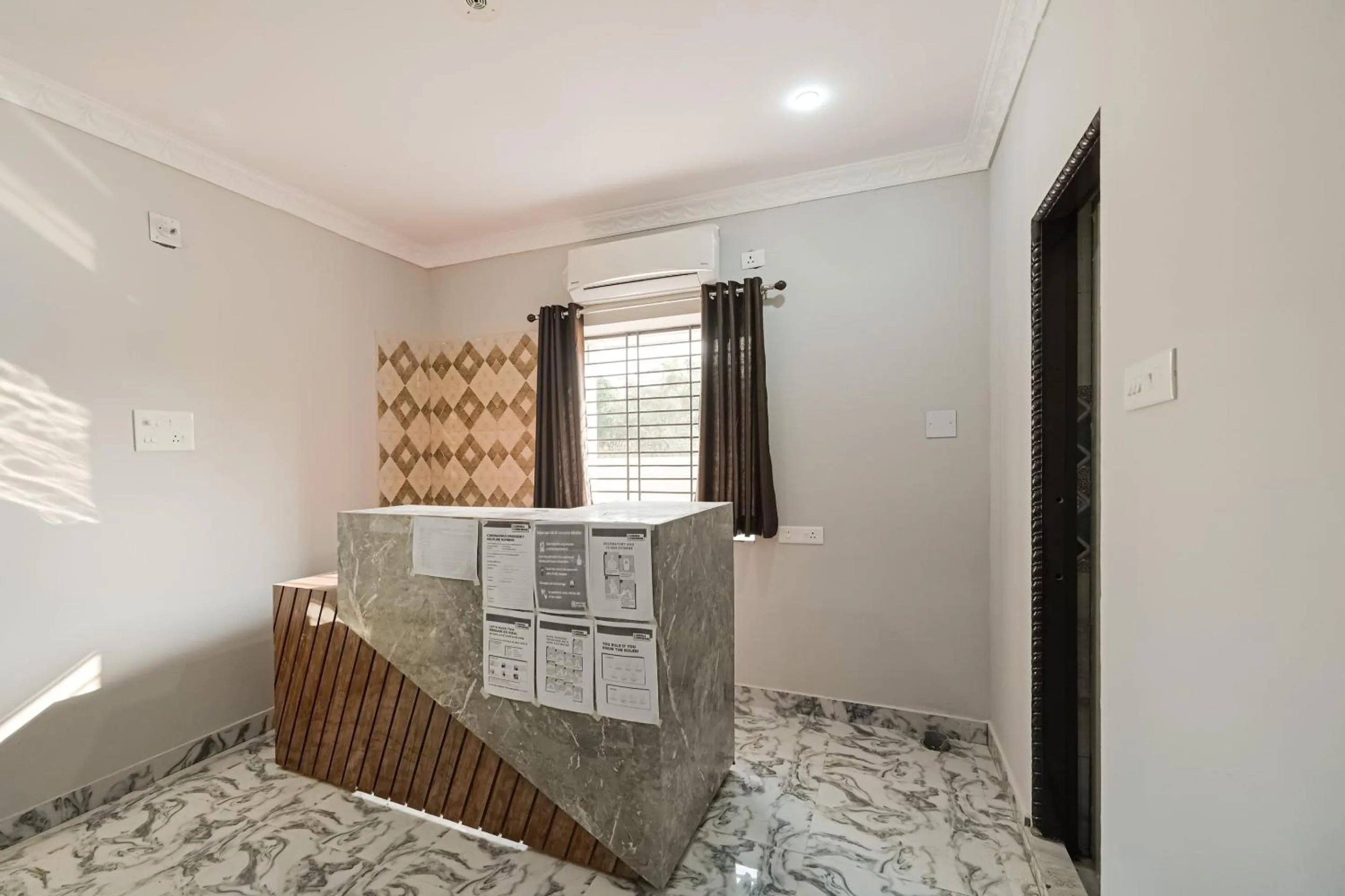 Lobby or reception, Bed in HOTEL SIGNATURE PREMIUM