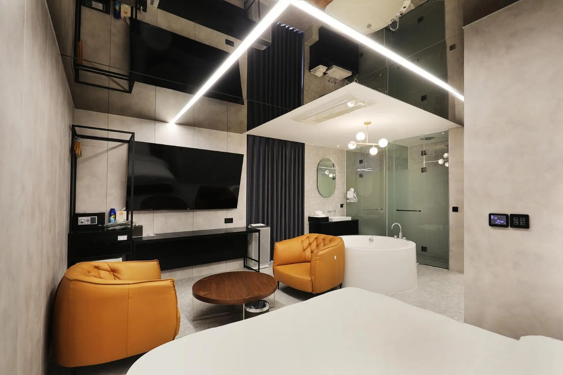 Bed in Hotel The Designers Jongro