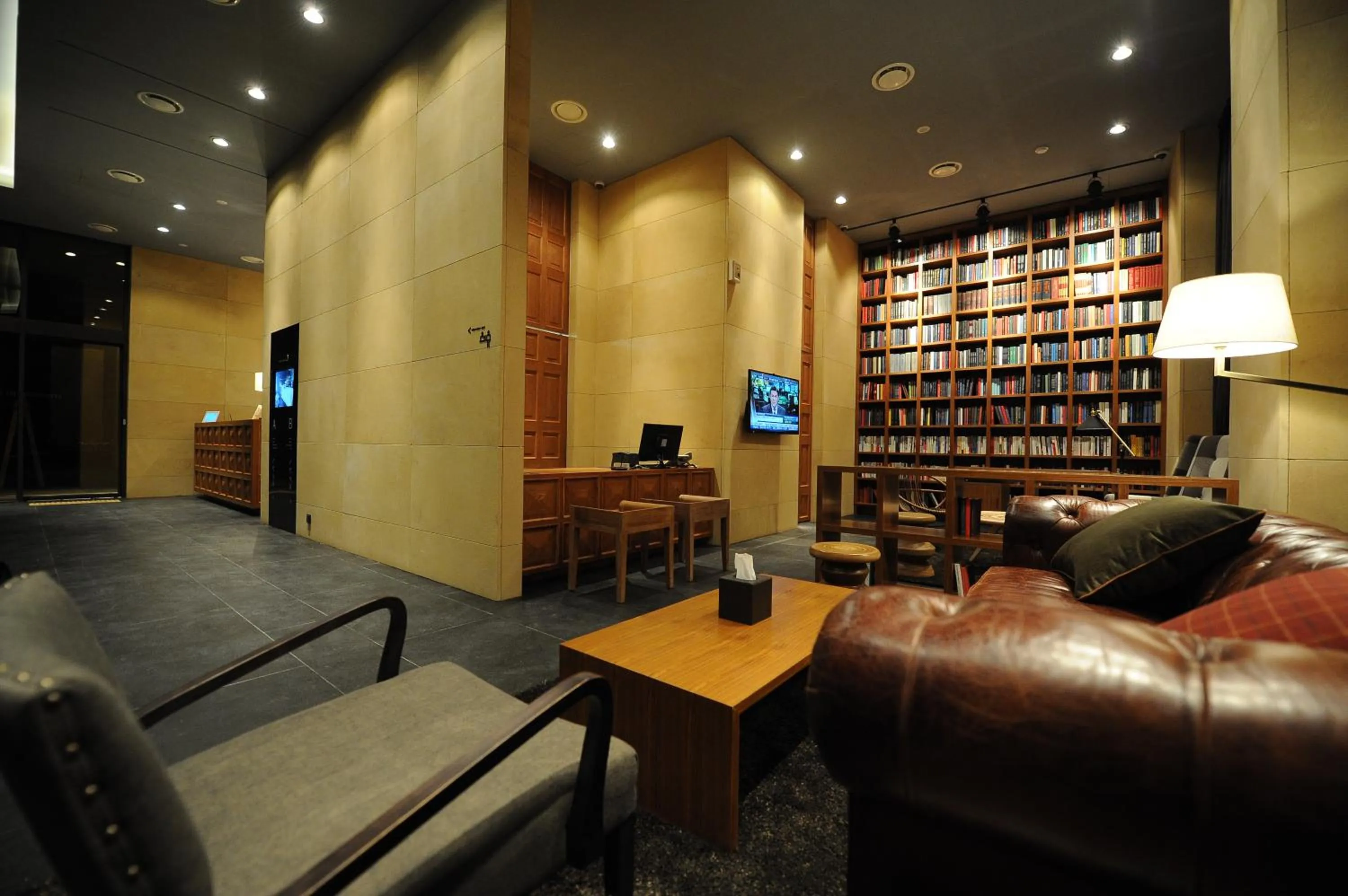 Lobby or reception in Hotel The Designers Jongro