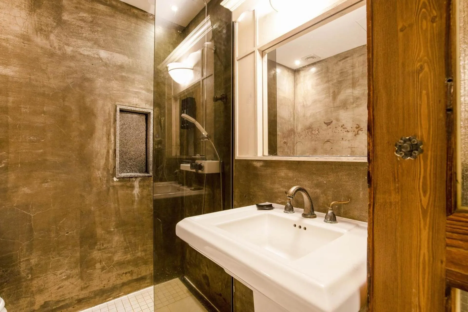 Hotel The Designers Jongro