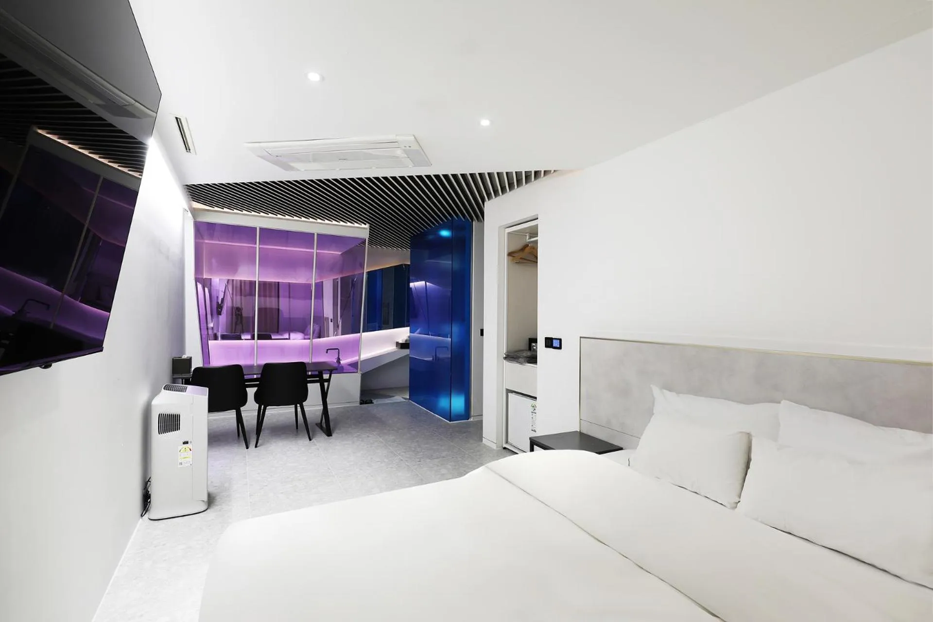 Executive Suite in Hotel The Designers Jongro