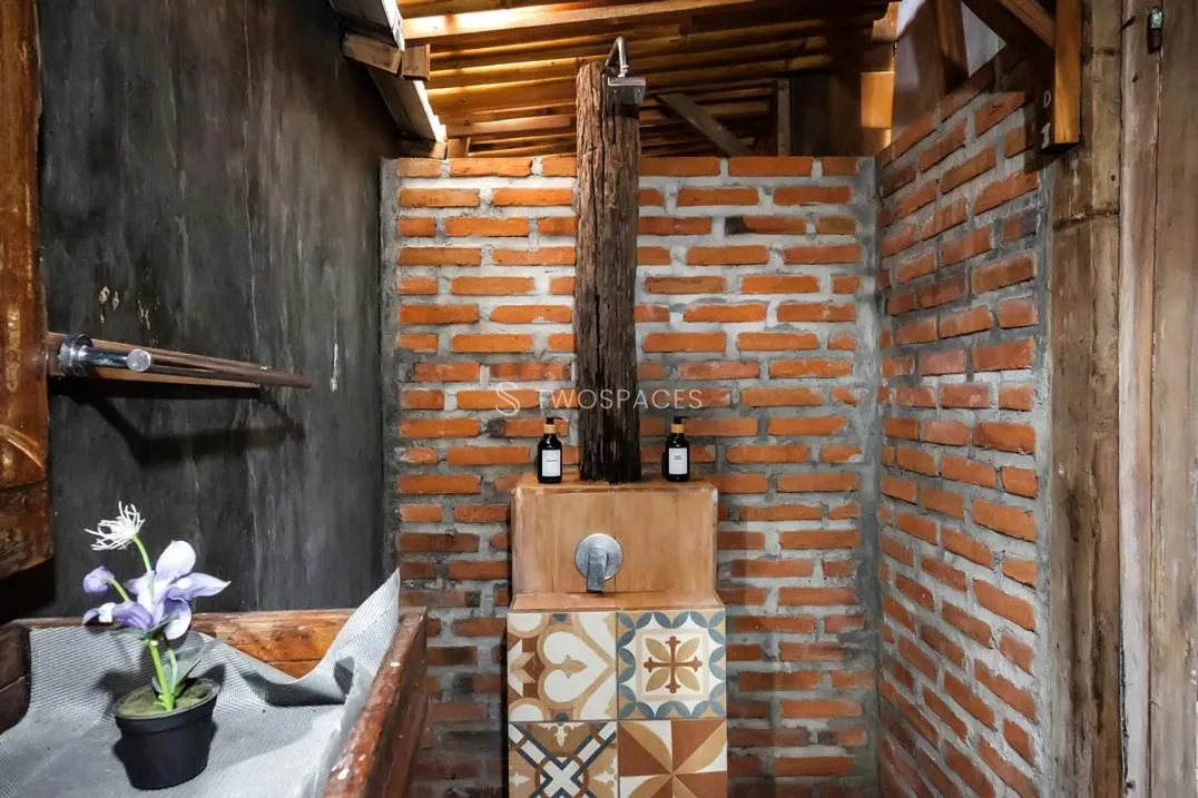 Kayu Beach Villa by TwoSpaces, Nusa Dua Beach