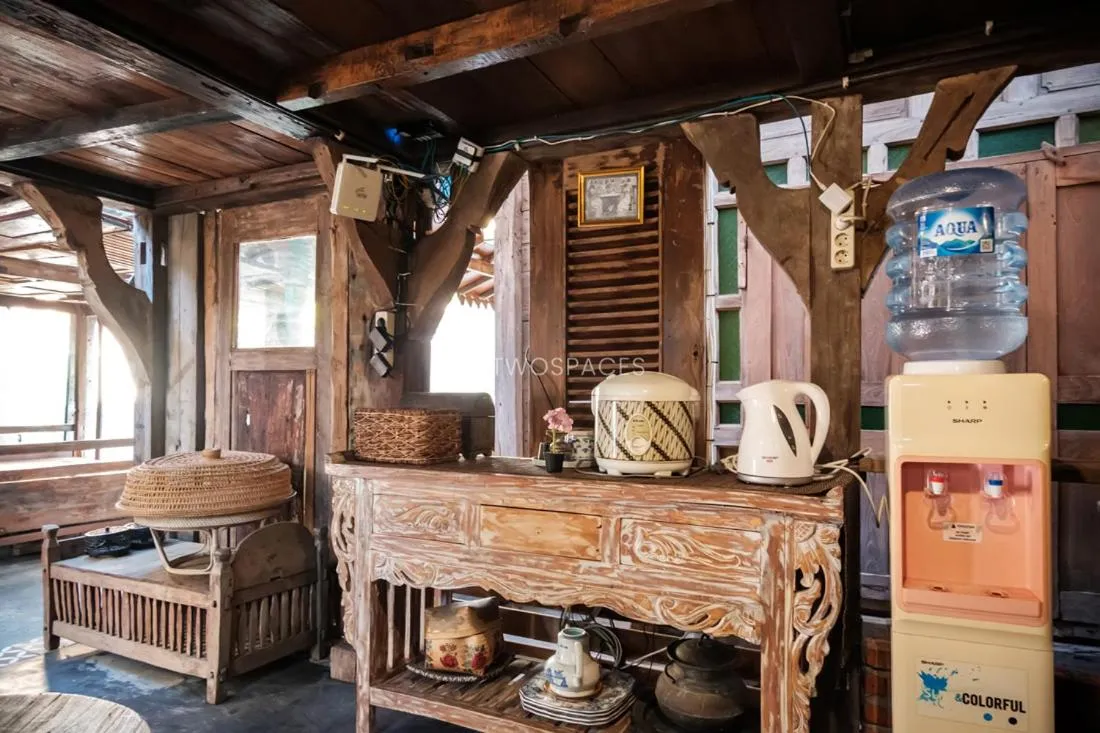 Kayu Beach Villa by TwoSpaces, Nusa Dua Beach