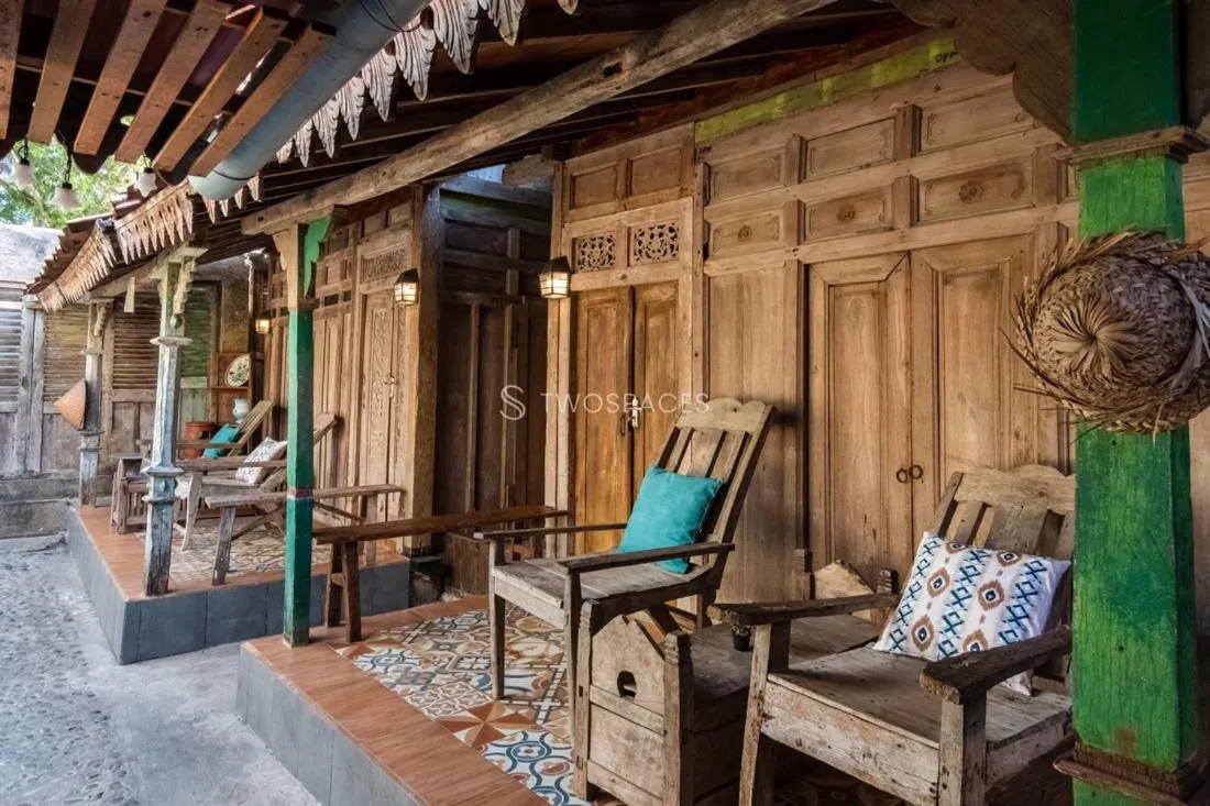 Kayu Beach Villa by TwoSpaces, Nusa Dua Beach