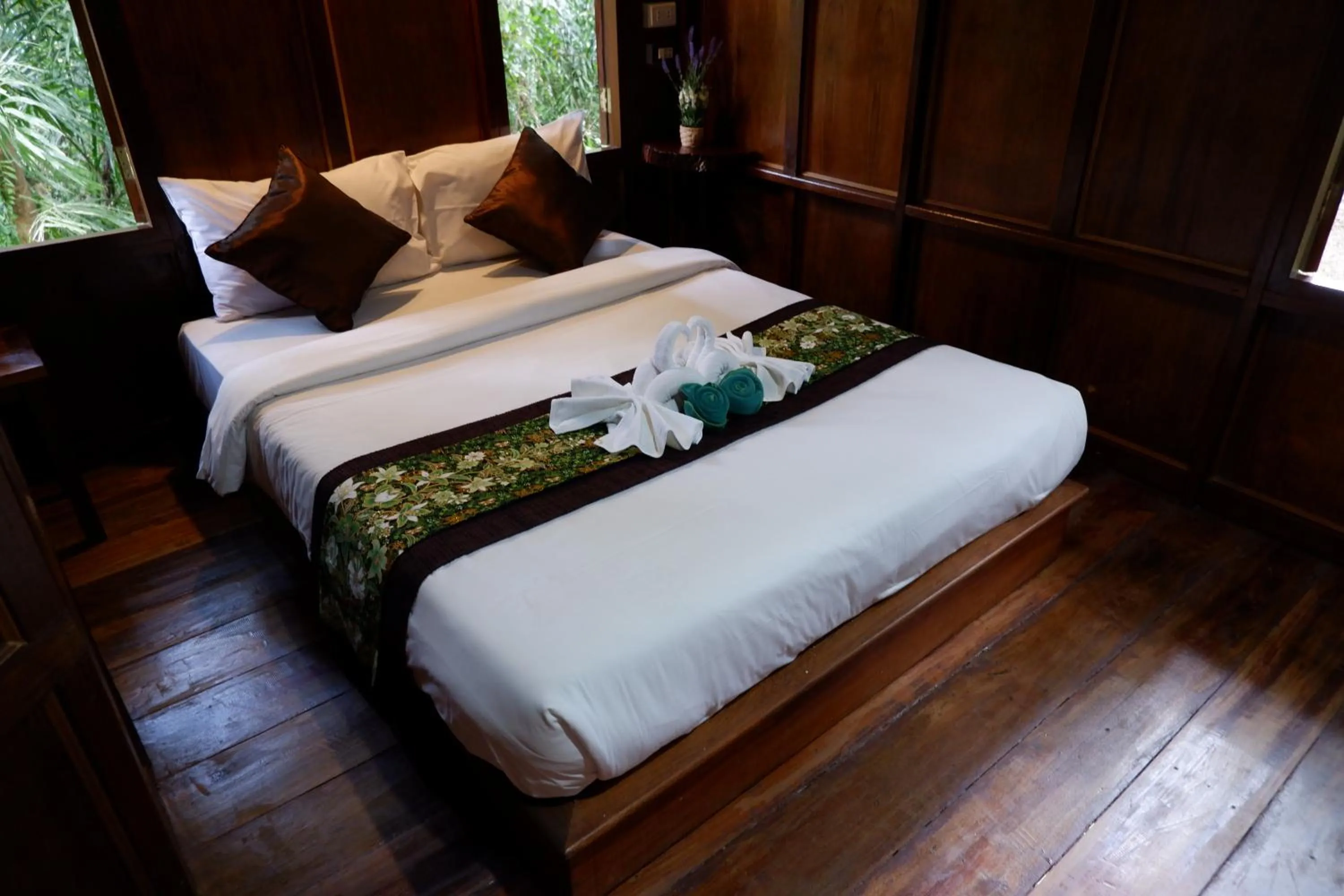 Bed in Khao Sok Nature Resort