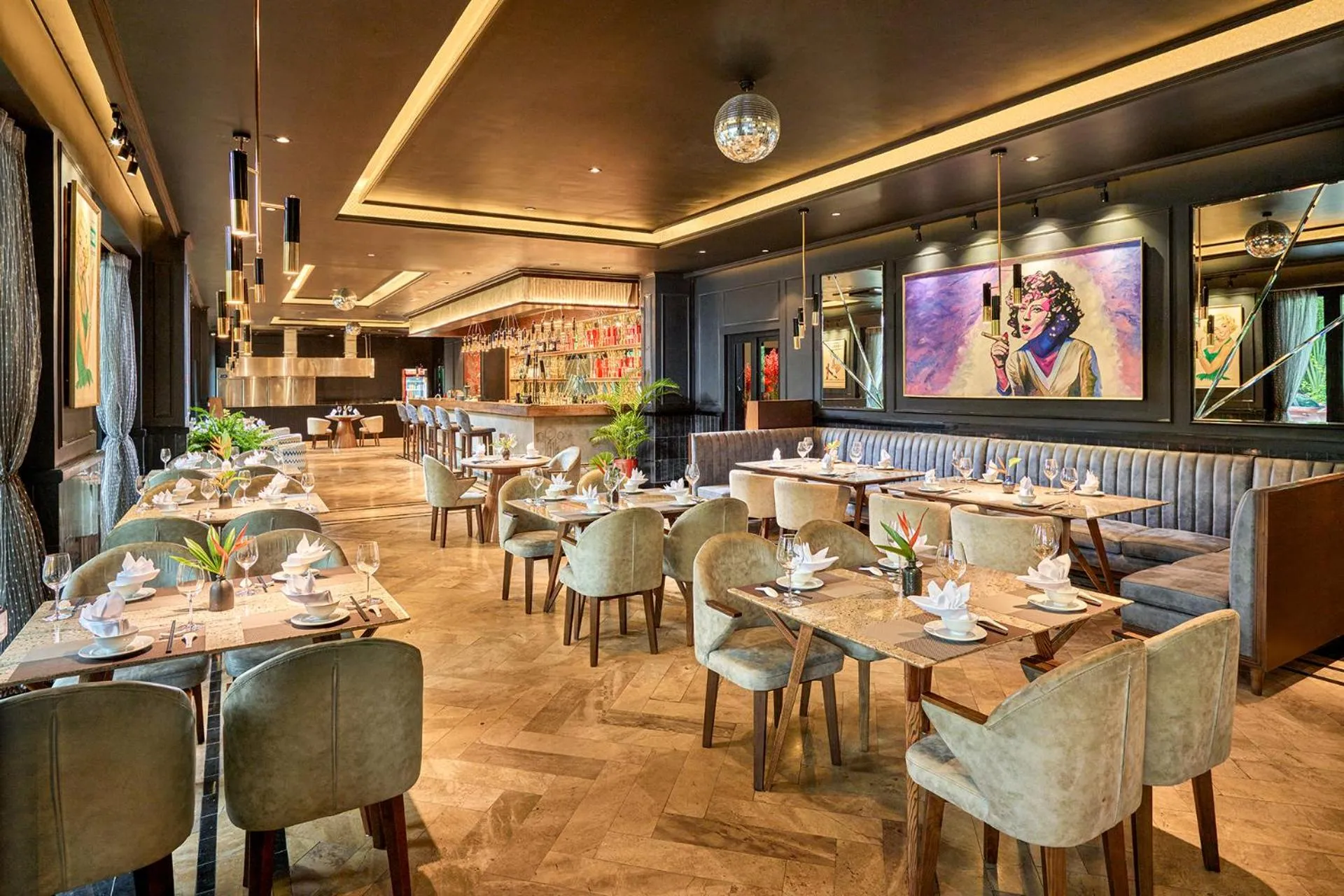 Restaurant/places to eat in Ravatel Style Hotel Bac Giang