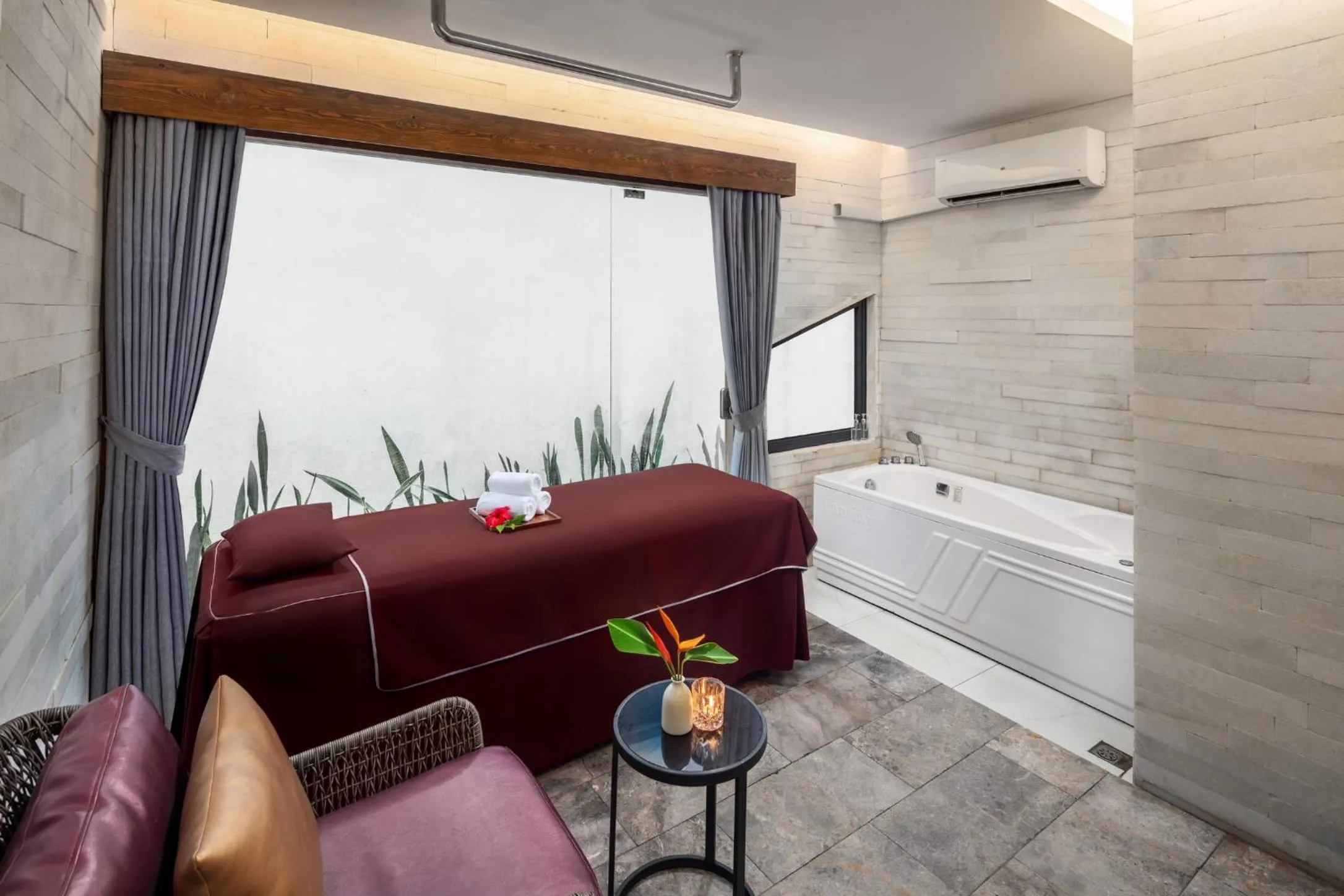 Massage in Ravatel Style Hotel Bac Giang