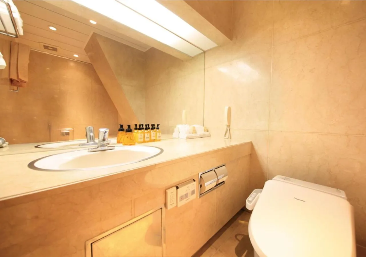 Toilet in Centurion Hotel Ueno