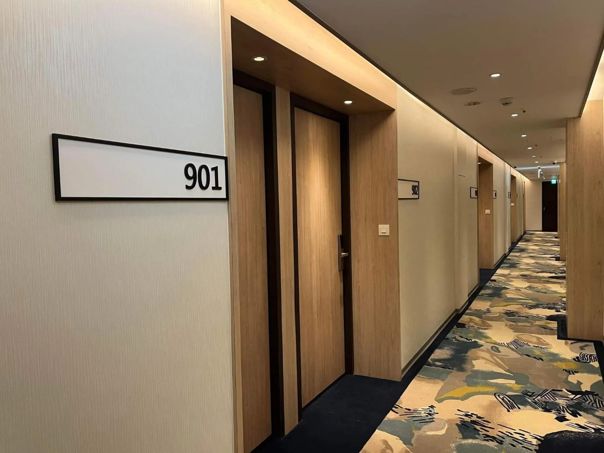 Lobby or reception in Bentley Hotel