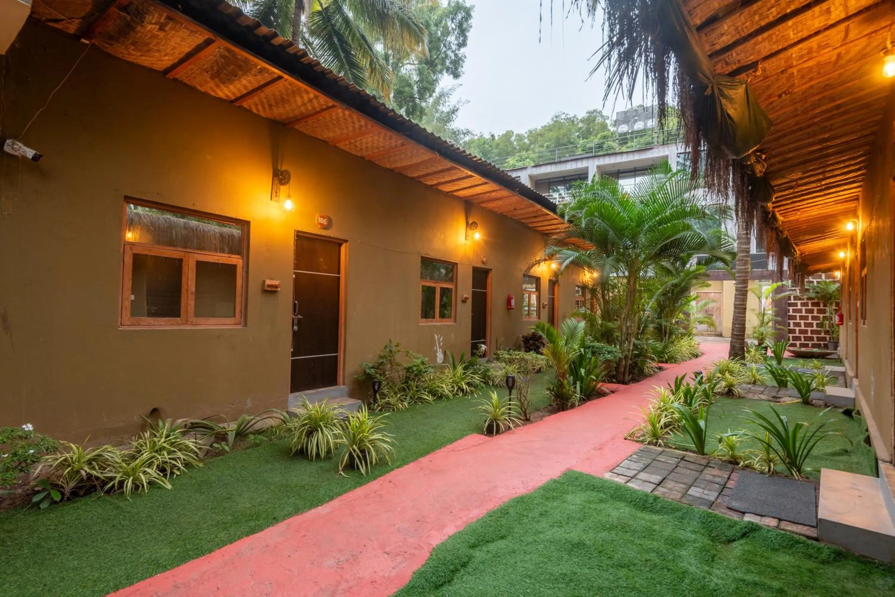 Facade/entrance in Amadi Beach Front Resort