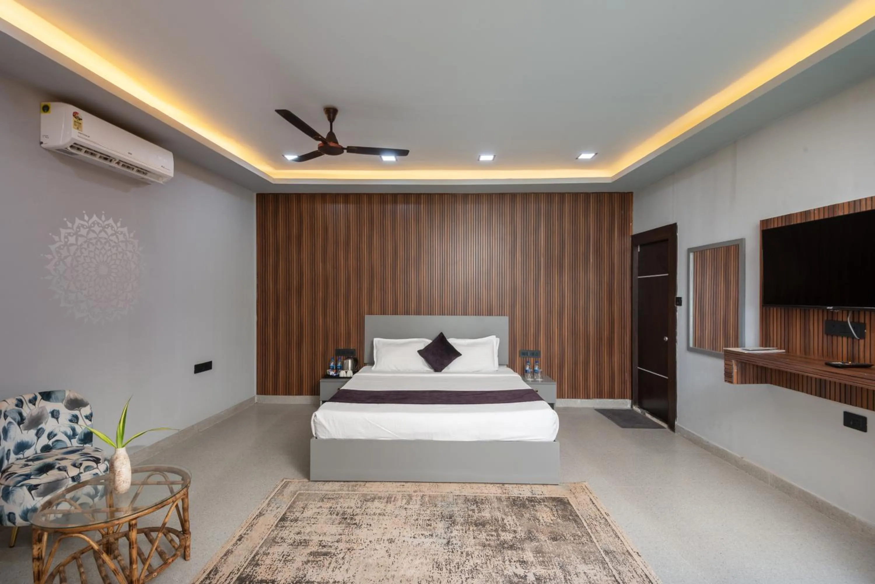 Bed in Amadi Beach Front Resort