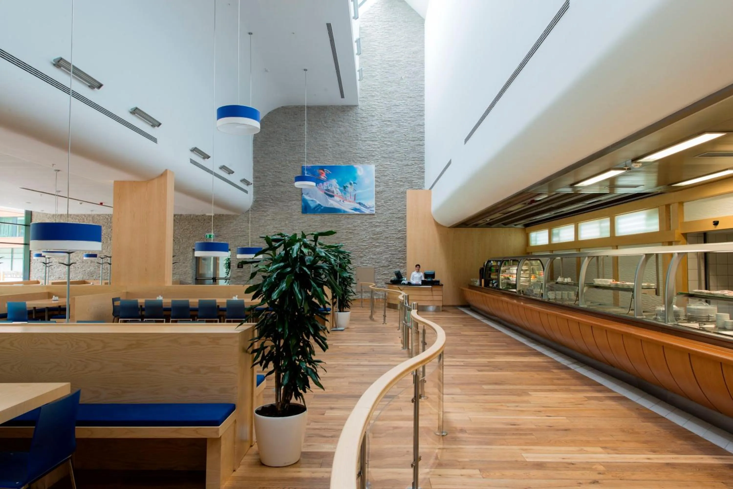 Restaurant/places to eat in Zirve Hotel